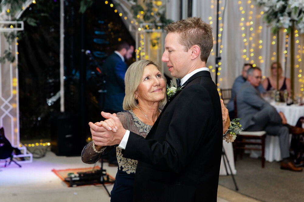 groom and mother first dance at gassaway mansion