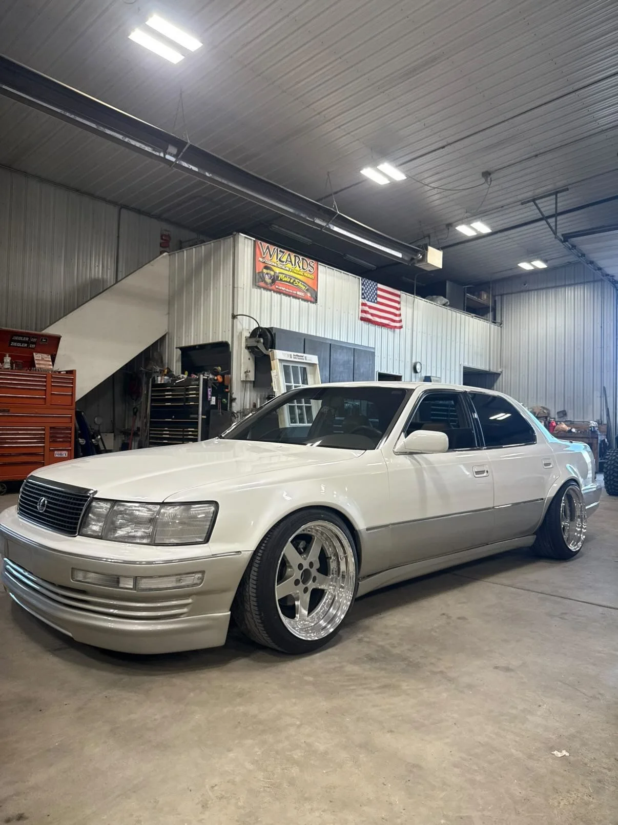 LS400 ucf 10 over fender kit. 
