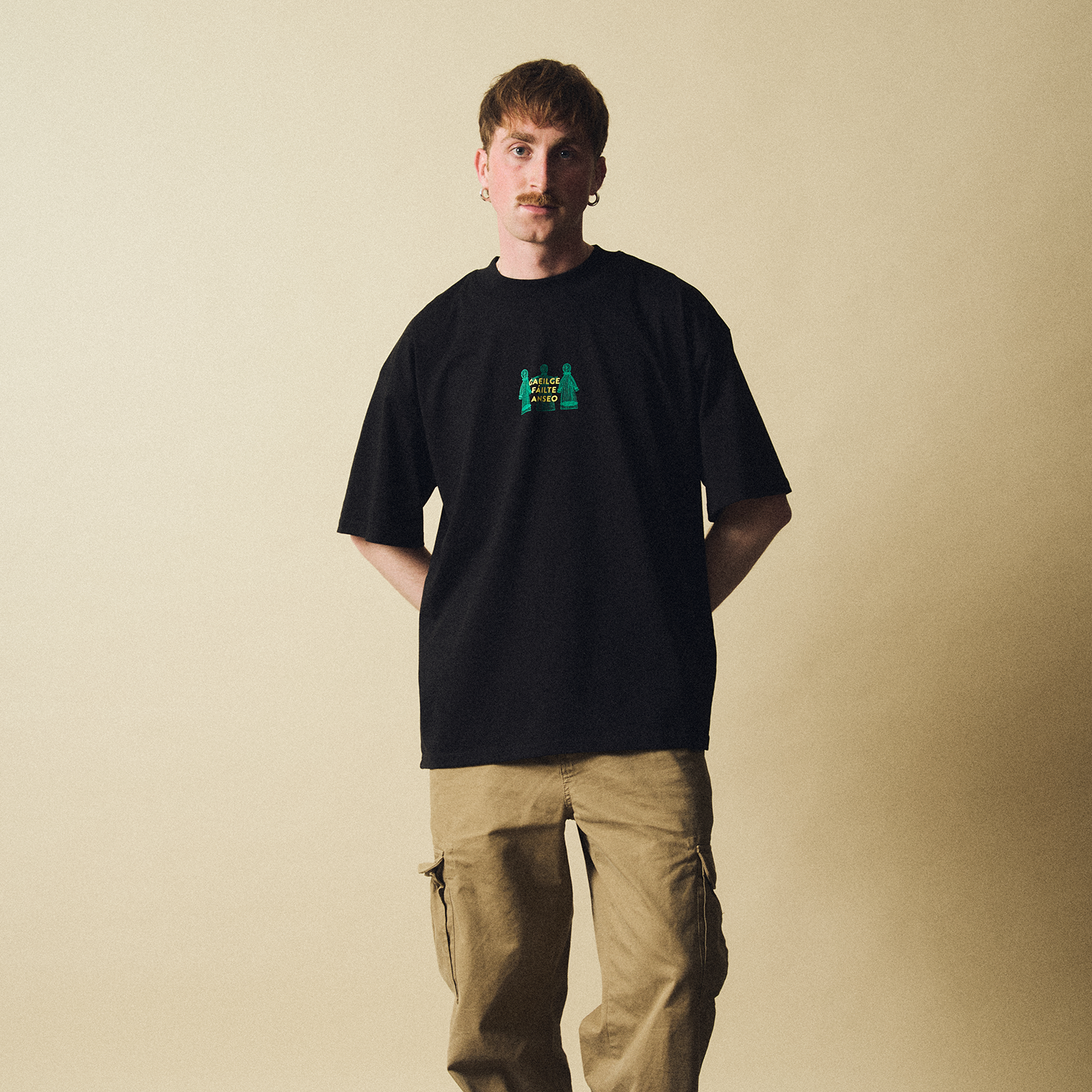 failte oversized black & green tee 3.png