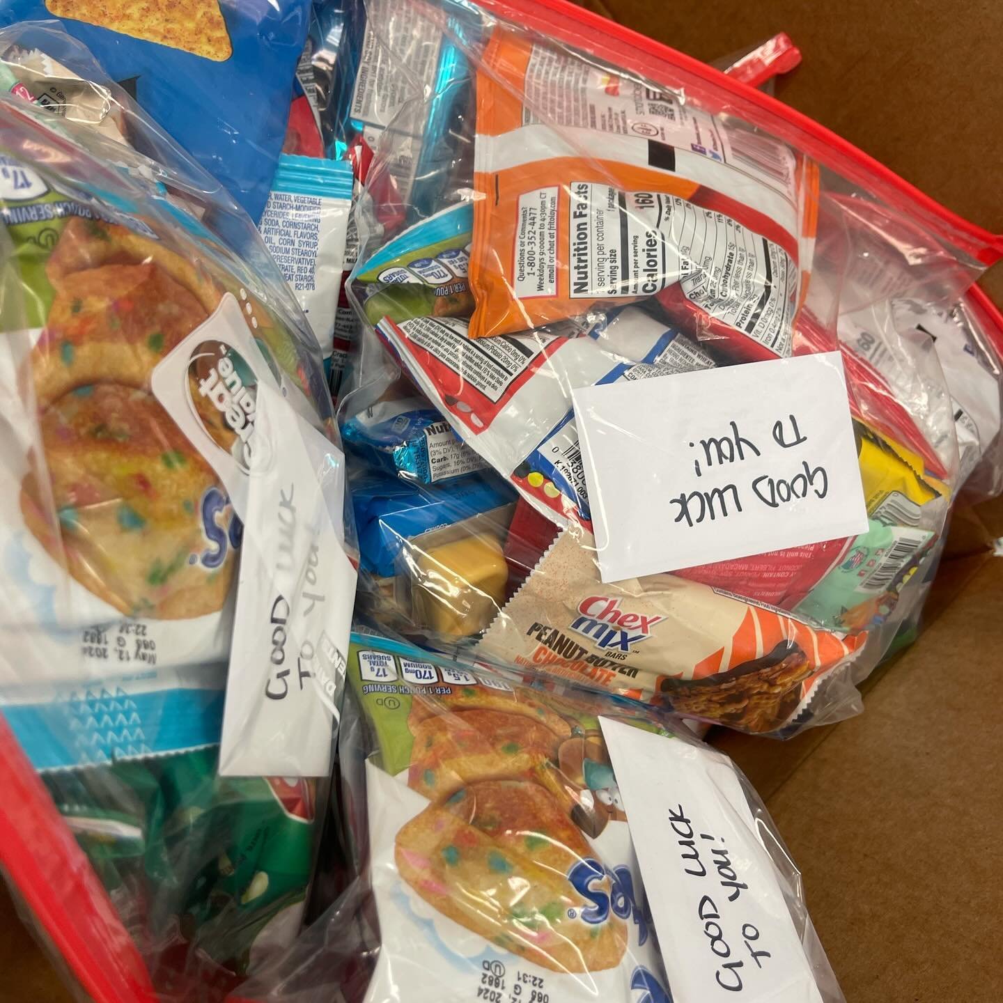 Thank you to @cfrichmondva and the volunteers of the assembling these DIY snack kits ! On behalf of our clients we are very appreciative of your generosity ! 

#CommunityPartners #RVA #Nonprofit