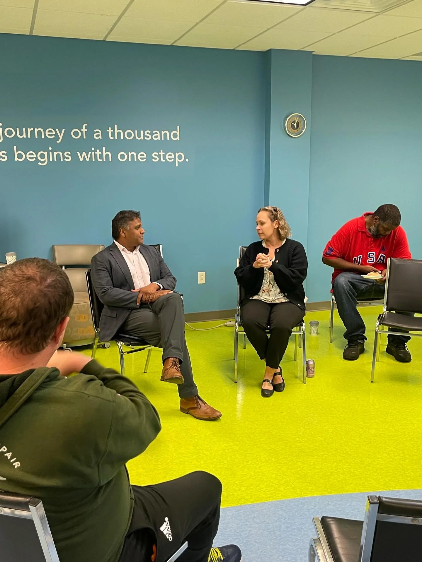 Yesterday Mayor @dannyavula visited OAR! Our Executive Director facilitated a conversation between OAR participants and the Mayor about some of the hardships returning citizens face. But, we also talked about all of their successes and dreams and goa