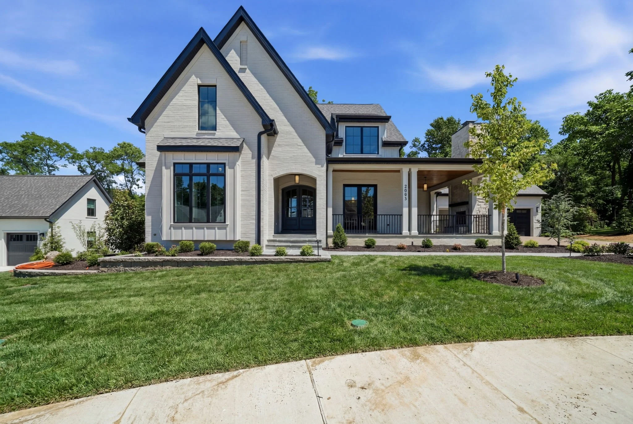 1-web-or-mls-DSC02605_grass_8c0dde18_ef7c4fab-1.jpg