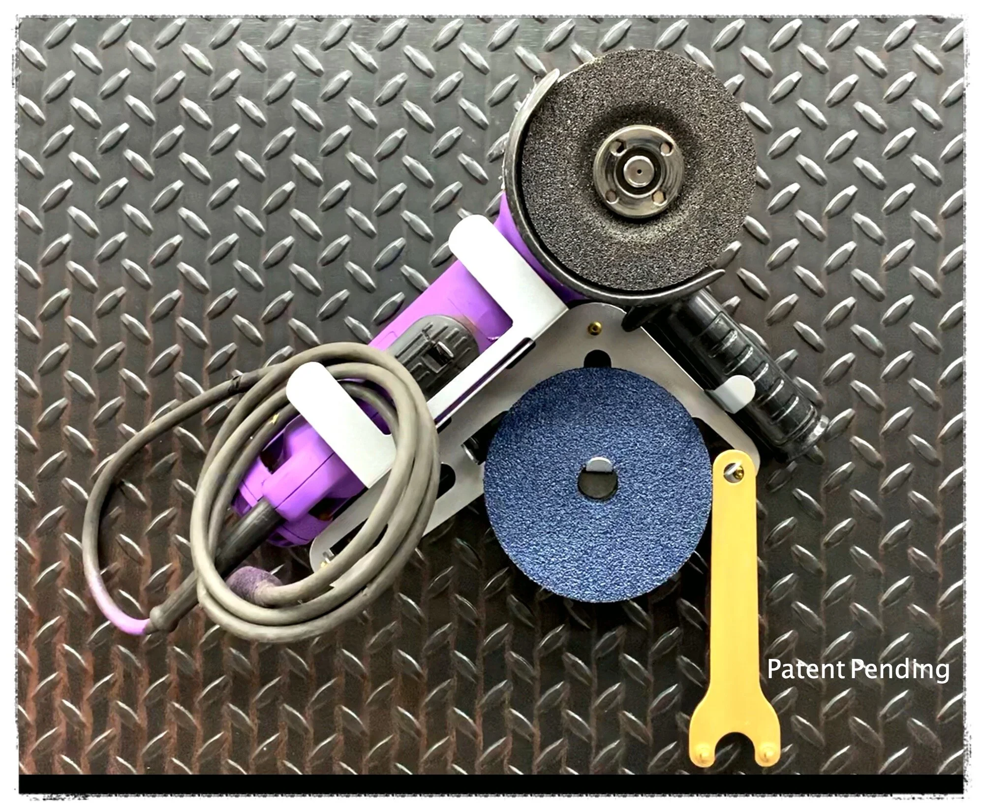 Boomerang Angle Grinder Minder