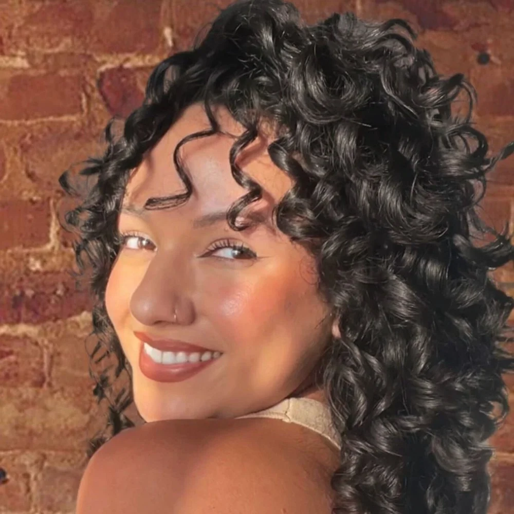 Veronica Mandujano Headshot