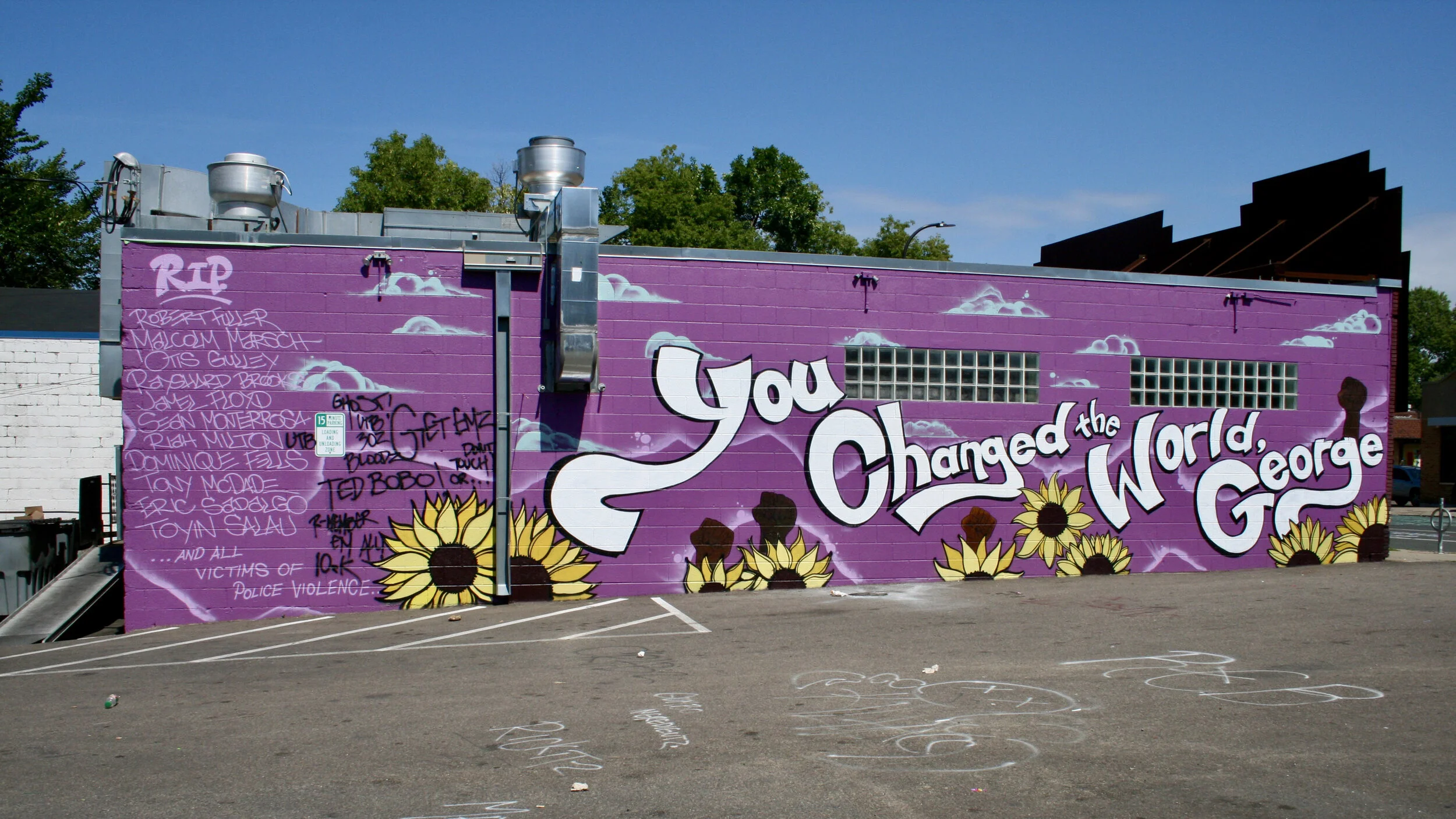 George Floyd Square • Demand #19: Gift 612-MASH a Bus to Care for Those Entering GFS During Winter