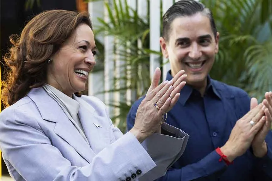 Kamala Harris Dances to Song Protesting Her Visit to US Colony of Puerto Rico