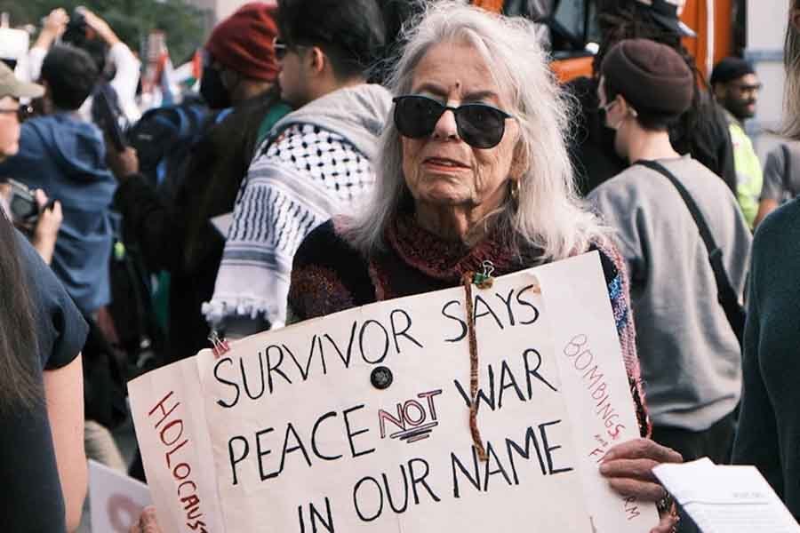 Marione Ingram, a Holocaust Survivor, Speaks at Pro-Palestine Protest