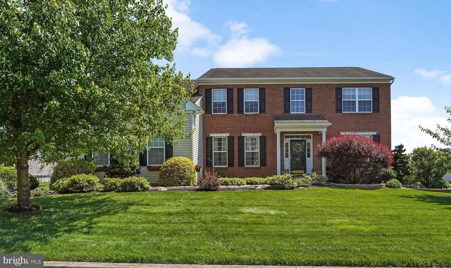 SOLD | $539,000 | 14 Allsmeer Dr,
West Grove, PA 19390 | Represented Buyer