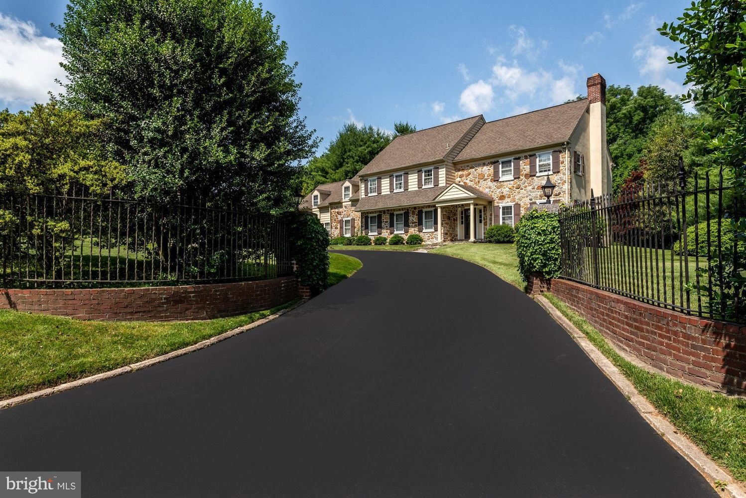 SOLD | $1,700,000 | 512 Fishers Rd, Bryn Mawr, PA 19010