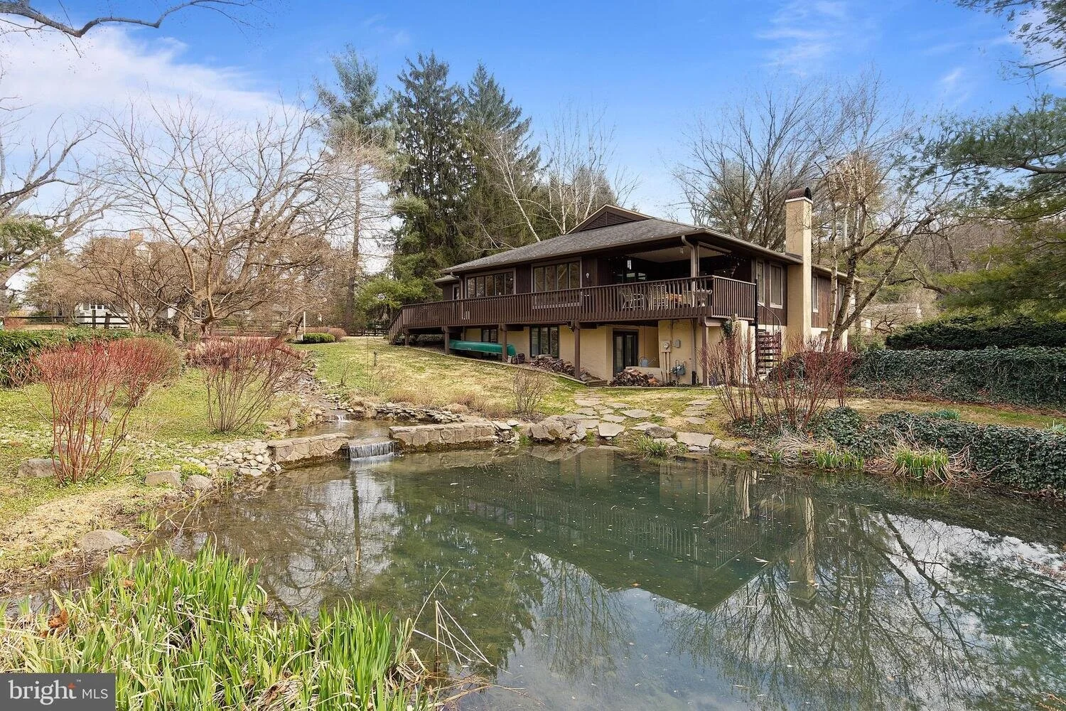 SOLD | $800,000 | 18 Berkshire Drive, Wayne, PA 19087 | Represented Buyer