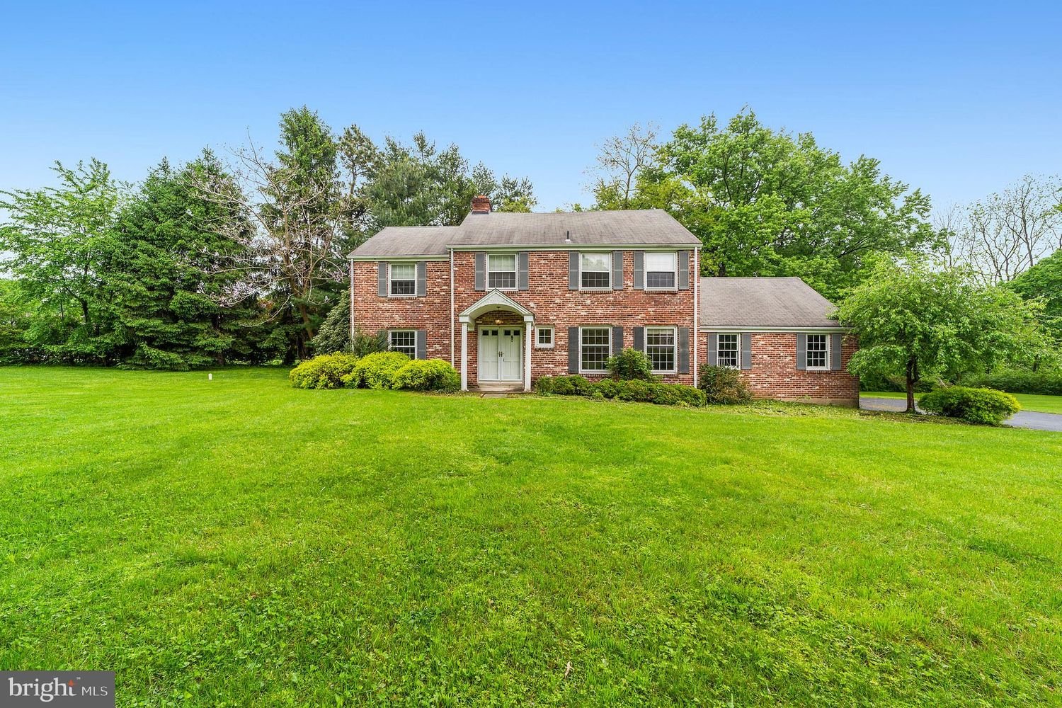 SOLD | $775,000 | 507 Green Hill Lane, Berwyn PA 19312 | Represented Buyer