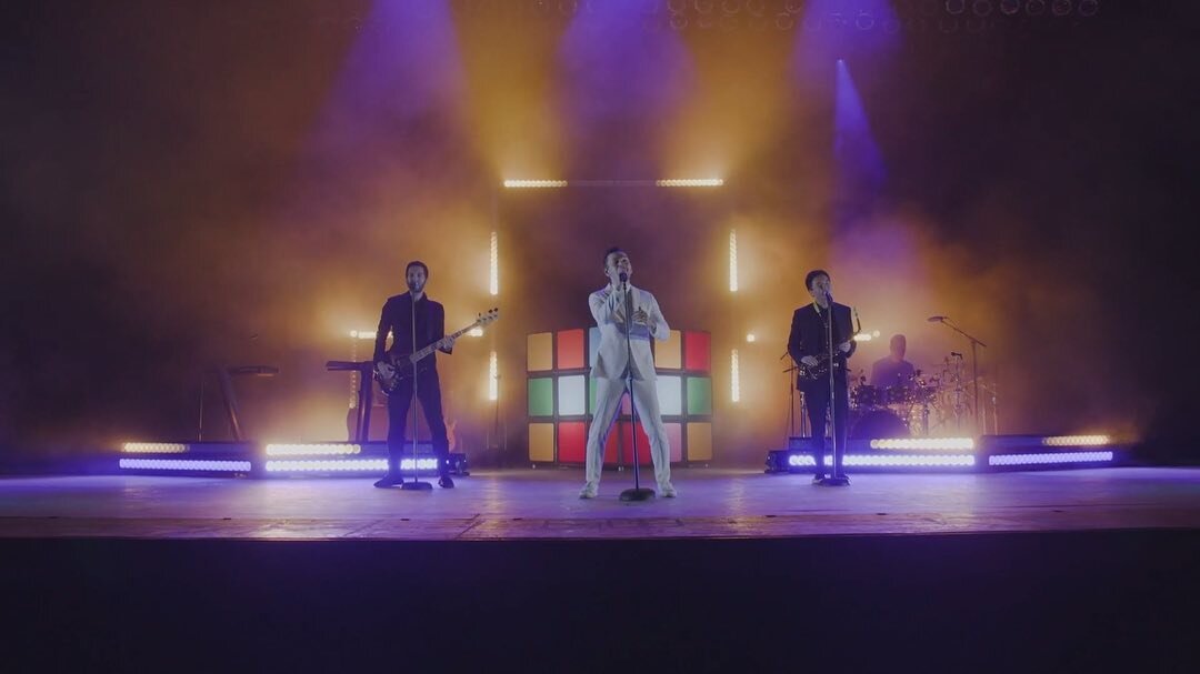 Who watched #ColourVisionLIVE last night? What was everyone&rsquo;s favorite song they performed?
Where should MAX go on tour when it&rsquo;s safe?