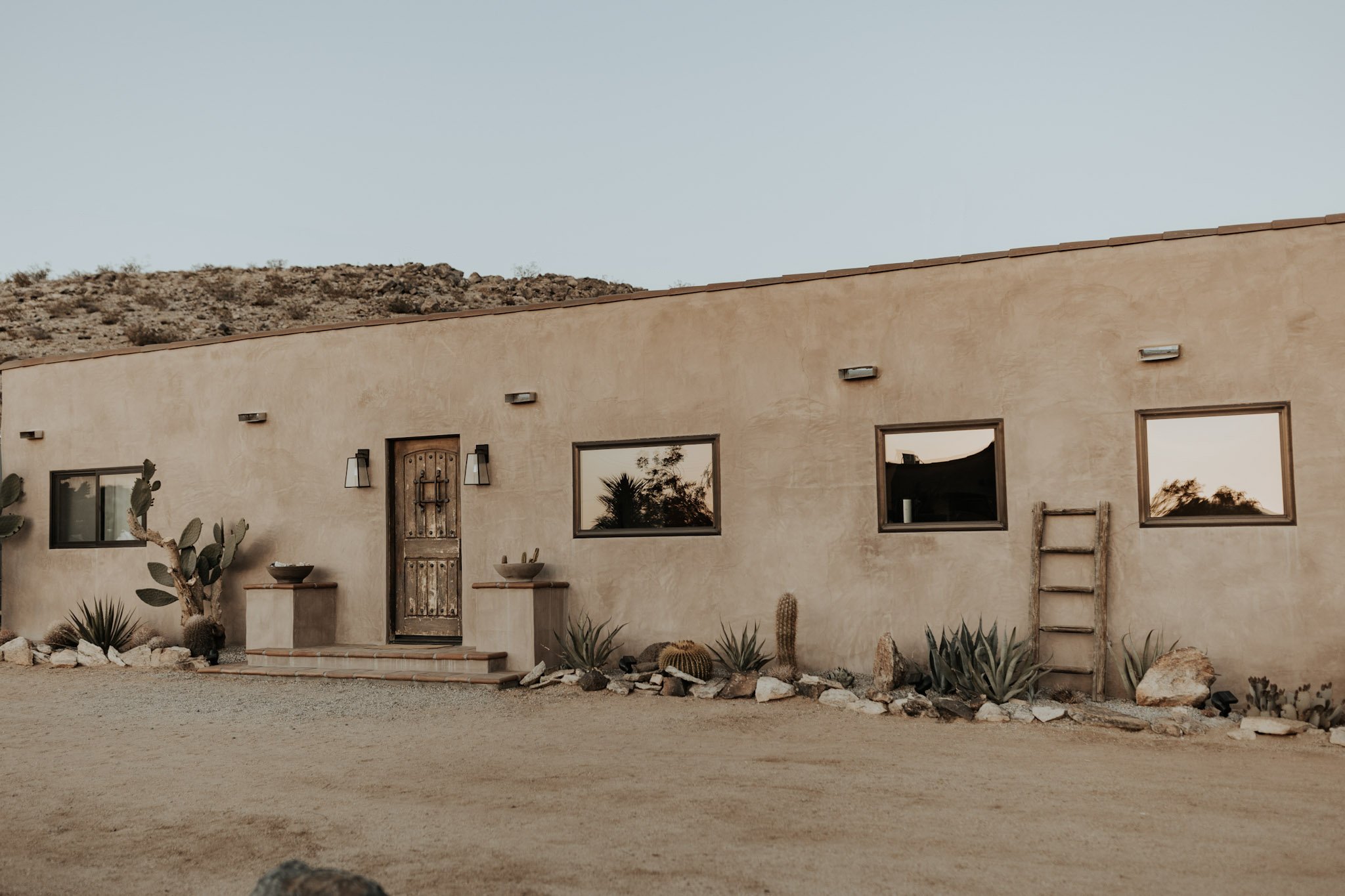 Joshua-tree_weddings_venue_location_Pueblo_bride_gown.jpg.jpeg