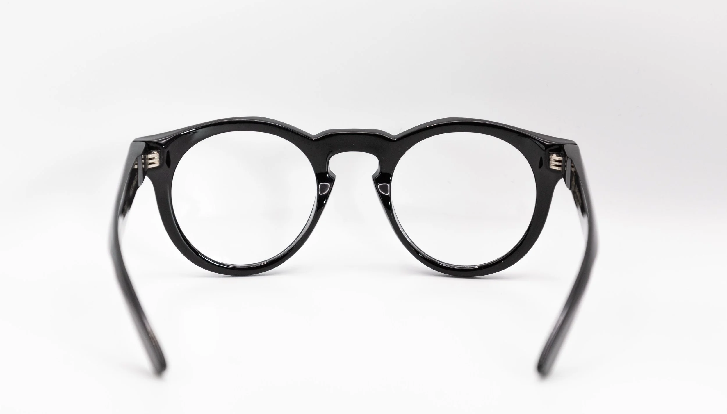 Prague Donovan Darnell prague-donovan-darnell