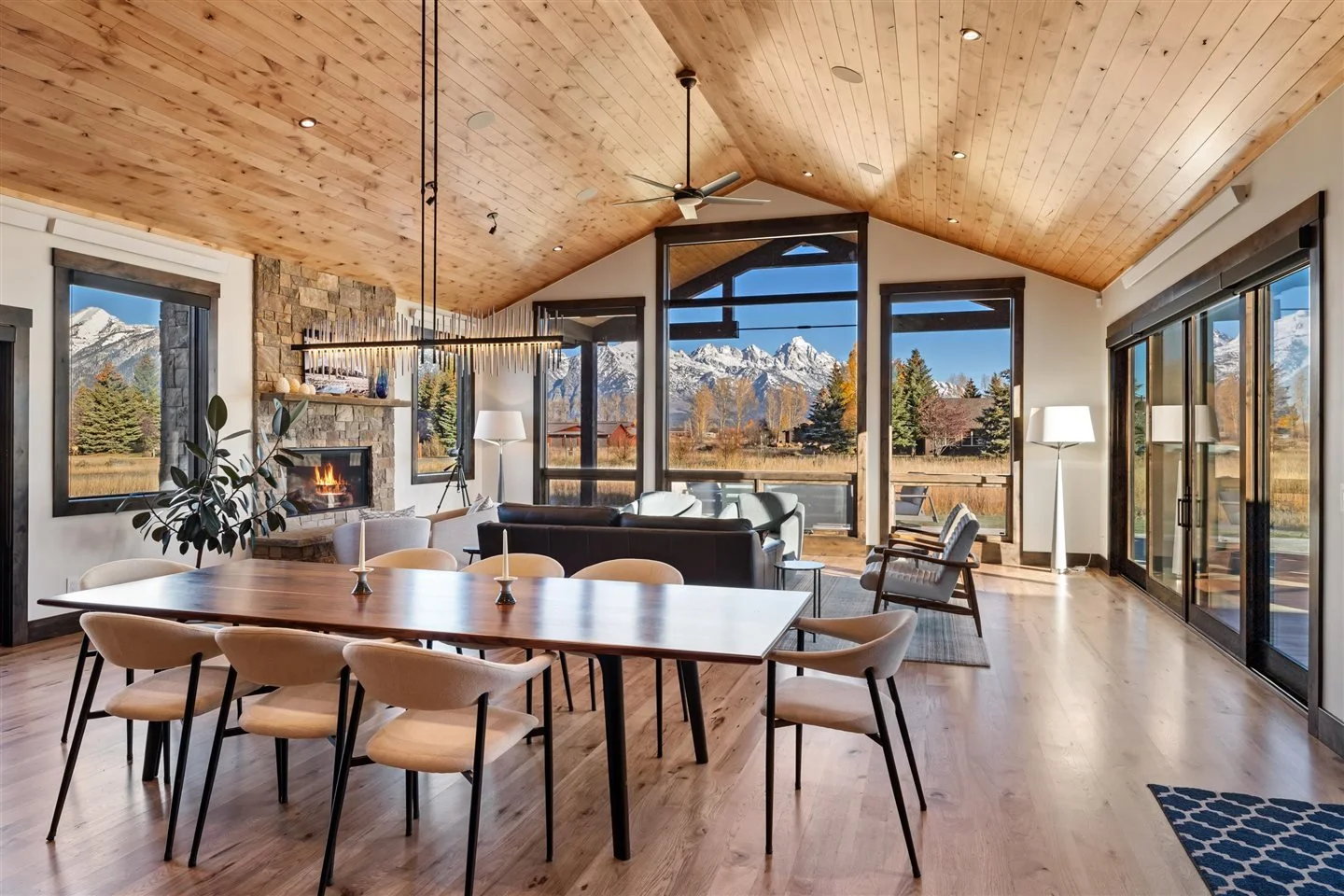 02-02 - 555 E Oatgrass Rd.jpg