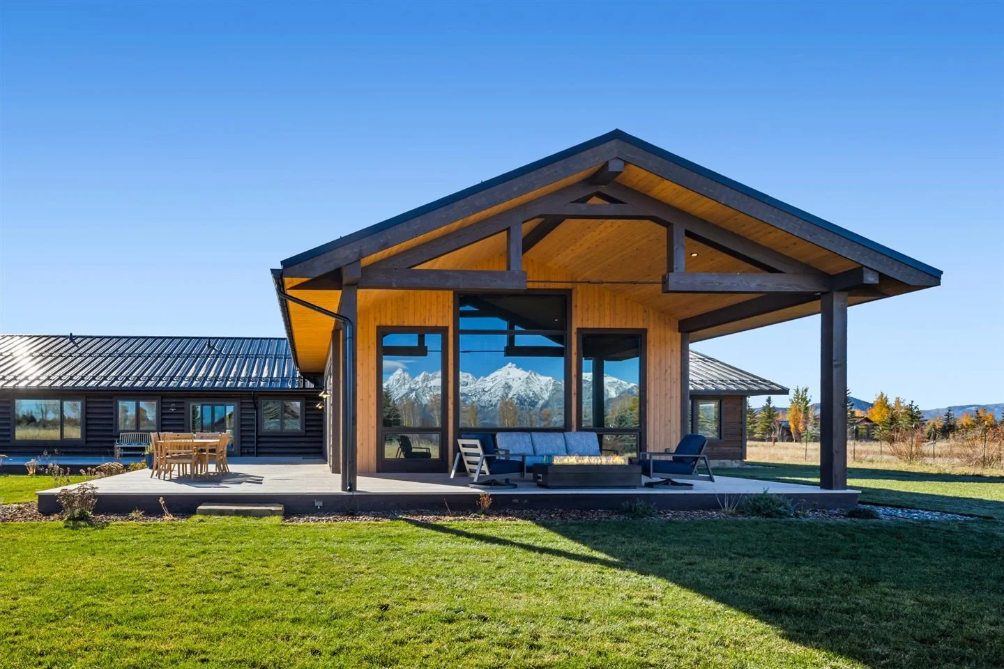 26-26 - 555 E Oatgrass Rd.jpg