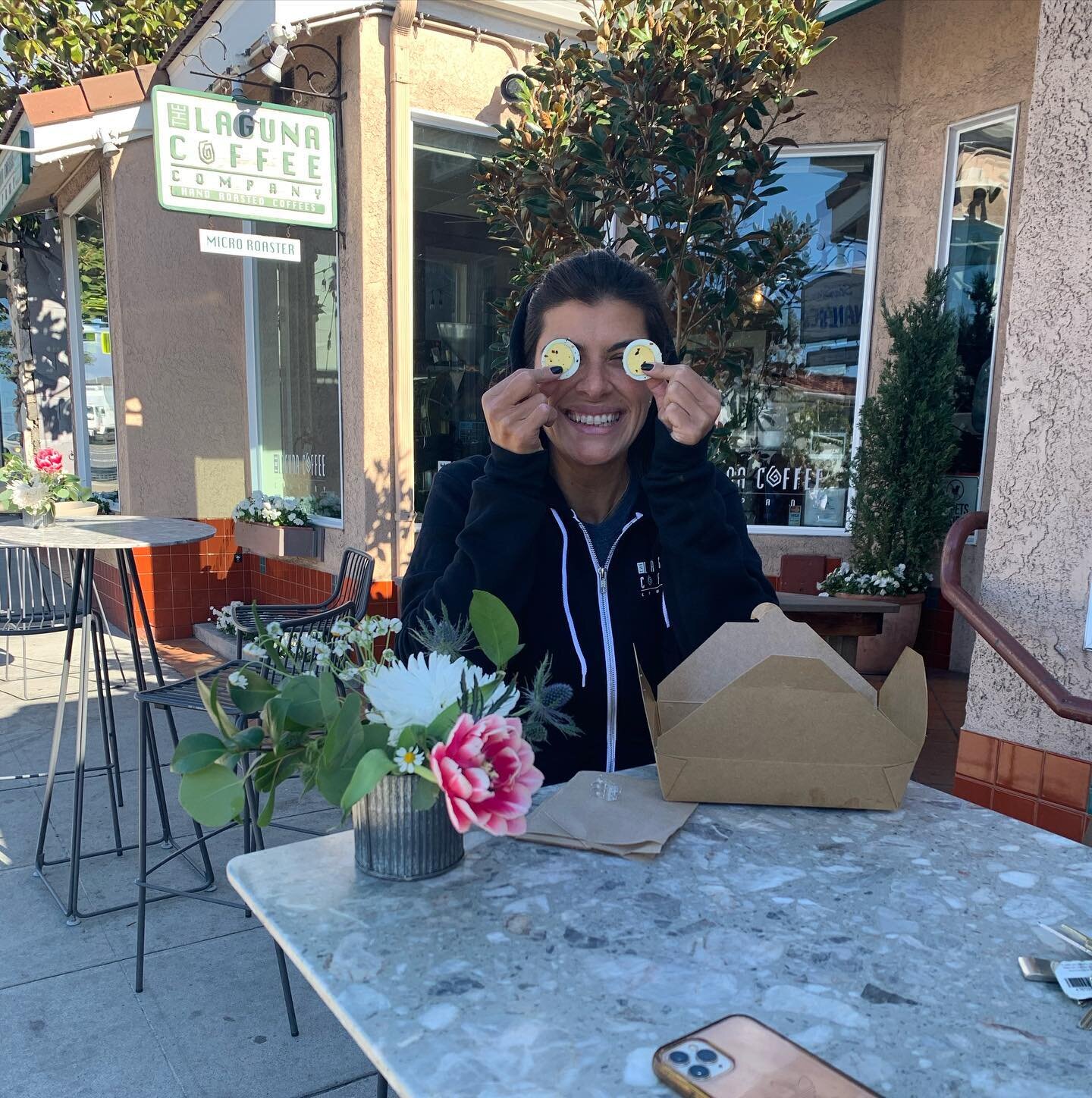 That look you get when someone tells you it&rsquo;s Friday 😍 #lagunacoffeecompany #proteinstyle #avocadotoast #coffee @hazzjazz