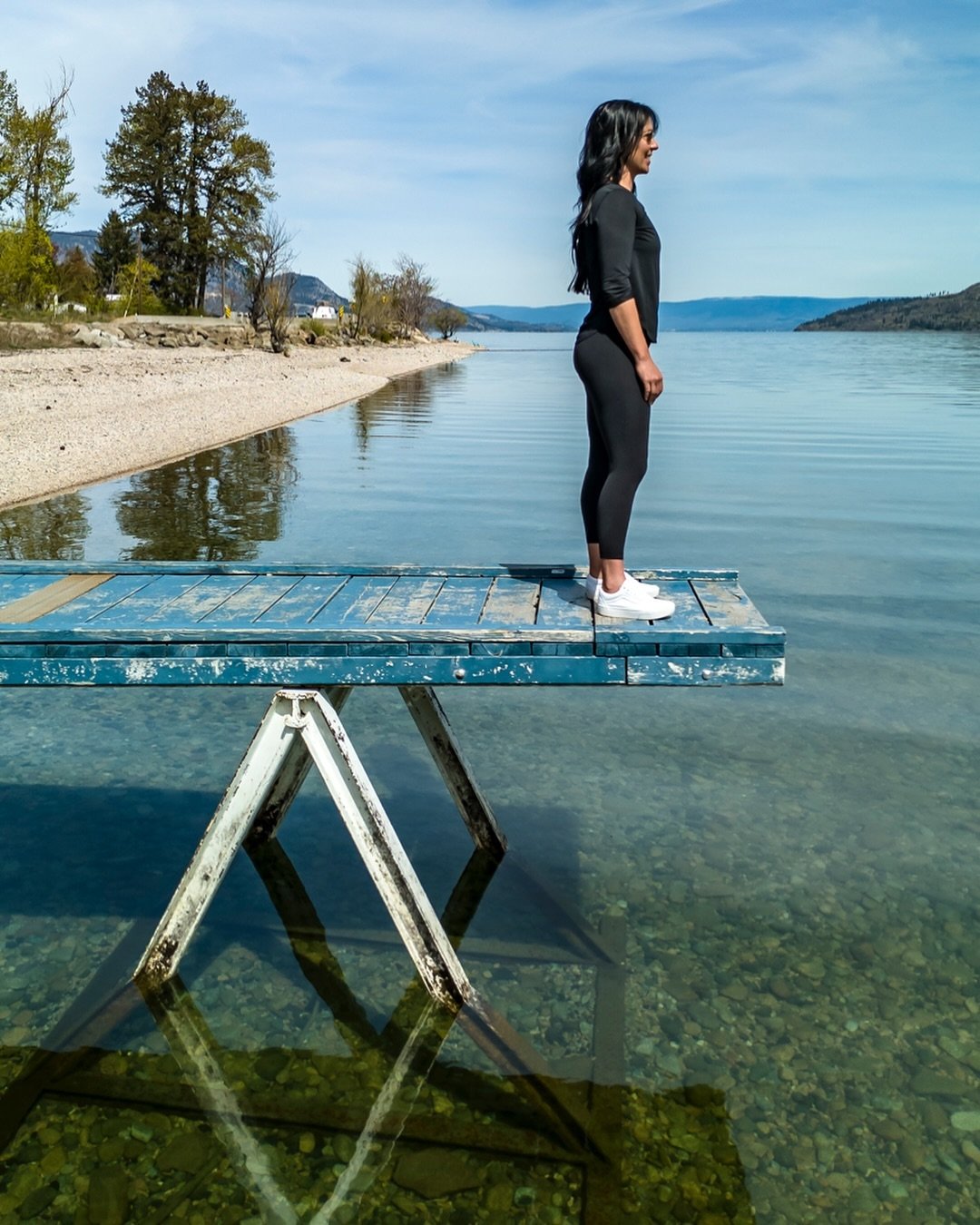 i like docks &amp; see-through water &amp; sunny days &amp; blue skies &amp; big smiles ❤️

📍antler beach in Peachland 
shooting content for my newest listing &ldquo;the lake house&rdquo; a single wide mobile home, fully updated and steps from this 