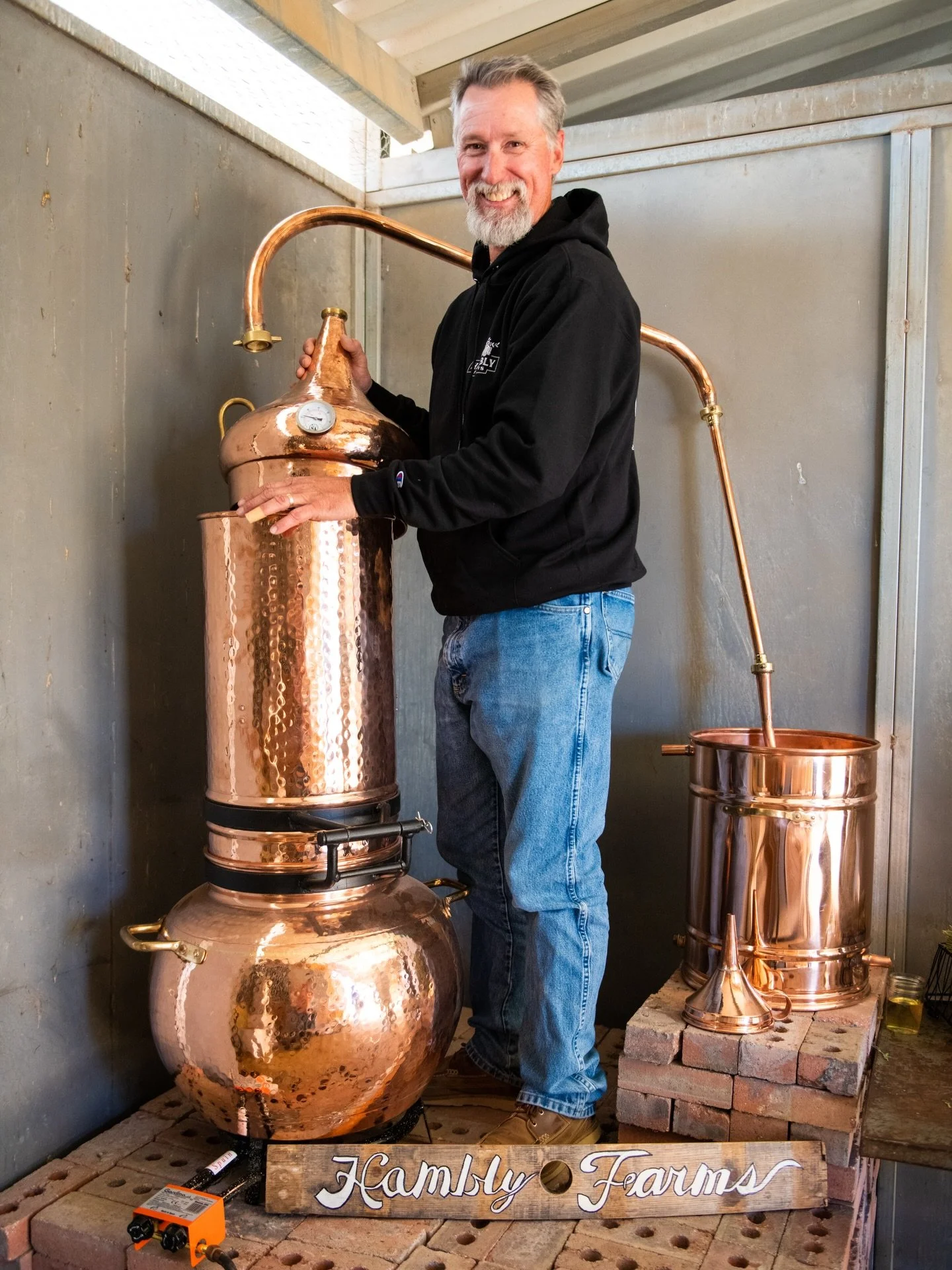 We have BIG news&hellip; and it smells like lavender! 💜 🌿

Hambly Farms is incredibly proud to share that co-founder and head distiller Milton Hambly has won a GOLD MEDAL at the 10th Annual International Lavender Oil &amp; Culinary Competition for 