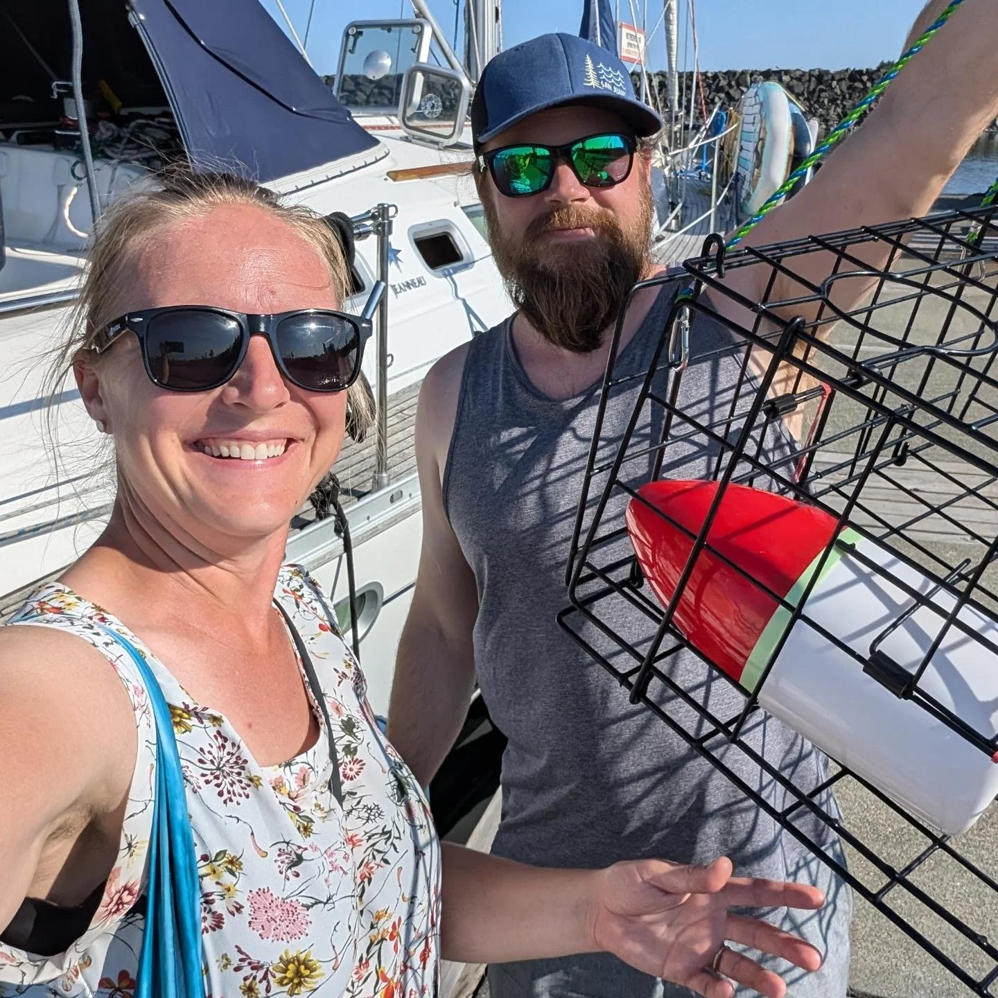 π¦ We got a crab trap!! We've watched some vids on 'YouTube University' πbut definitely open to ANY tips or suggestions on your best crabbing practices! 
#crabbing #crabtrap #dungenesscrab #catchyourfood