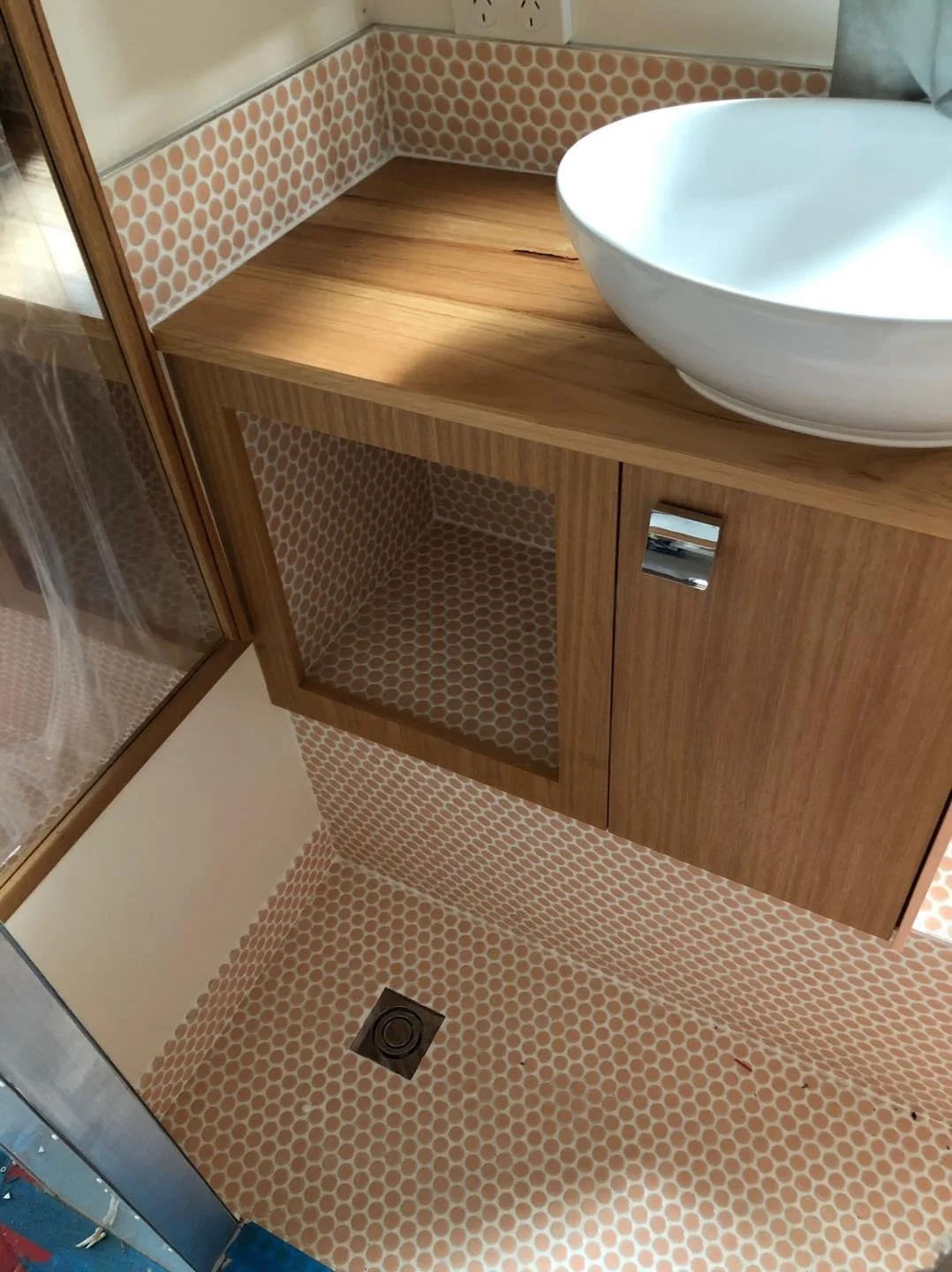 bathroom 2.jpeg