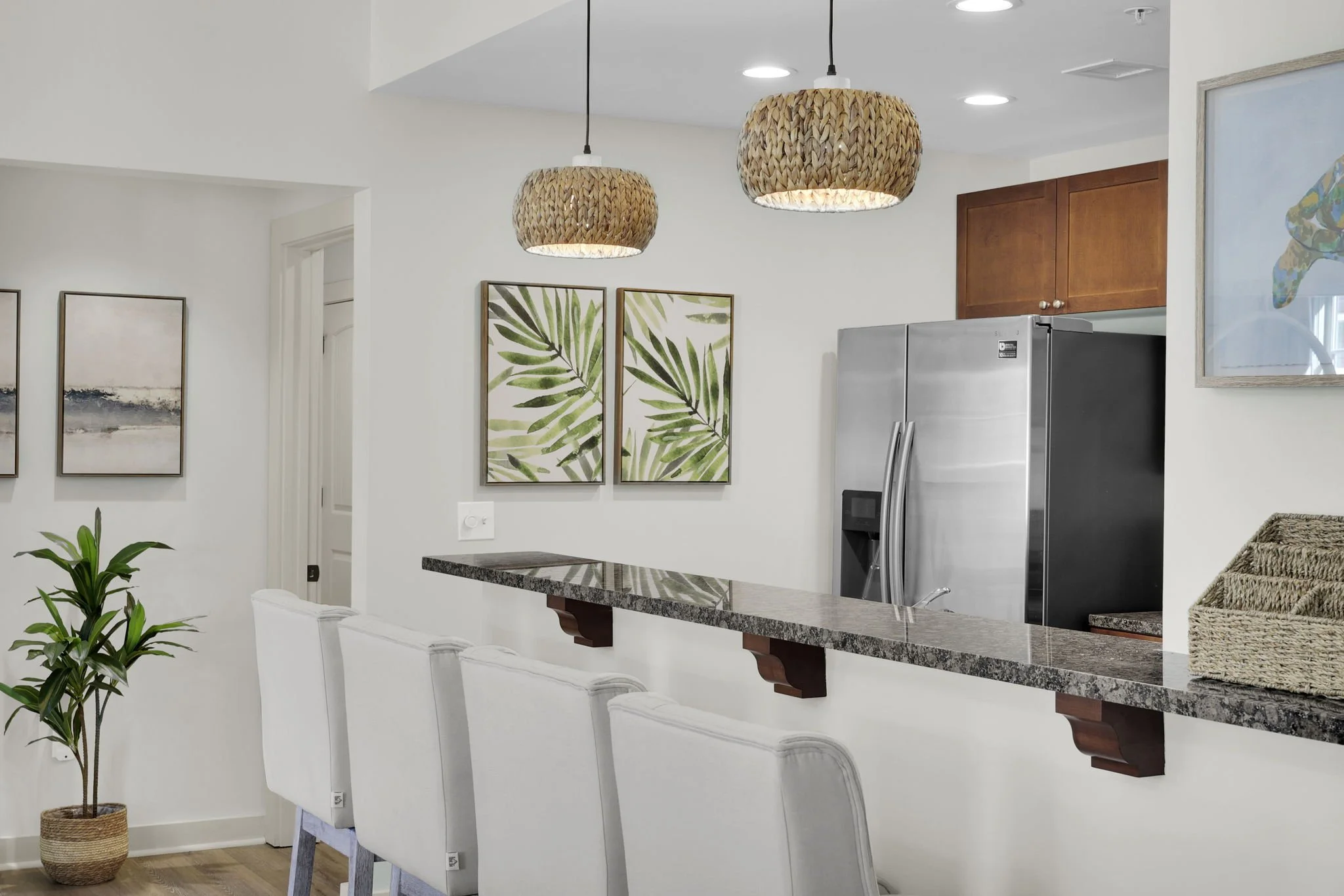 75-web-or-mls-955 Registry Unit 222_006 (2).jpg