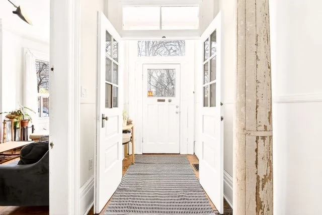 MLS - 46 Phoebe St - Toronto, ON-05.JPEG