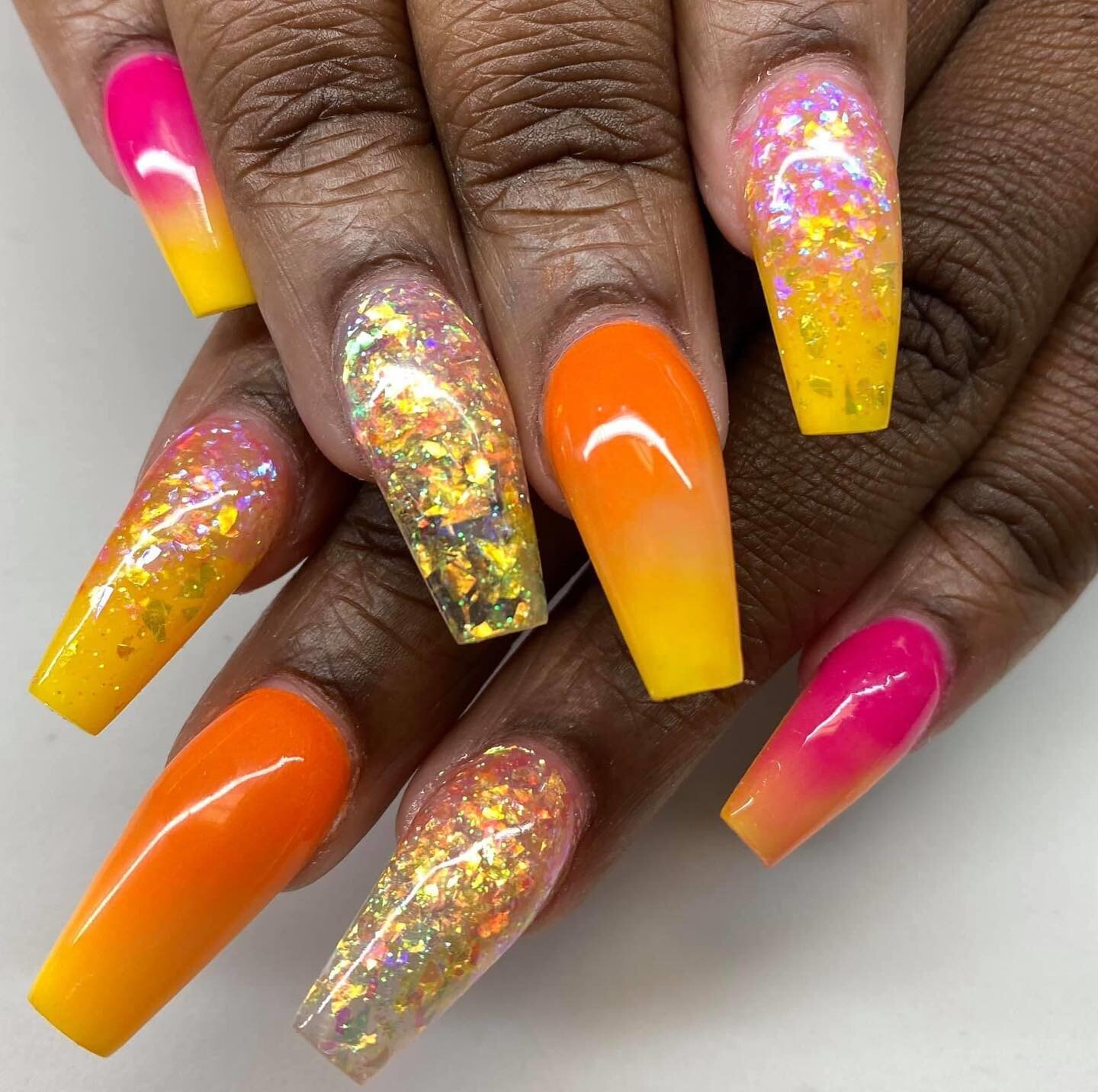 https://sivaboutiqueandnailbar.as.me/ #ombrenails #coffinnails #nailsnailsnails #nailsoftheday #nailartaddict #appointmentsonly #valentinobeautypure #supportlocal #supportsmallbusiness #homewood #homewoodal #SivaBoutique #SivaBoutiqueAndNailBar