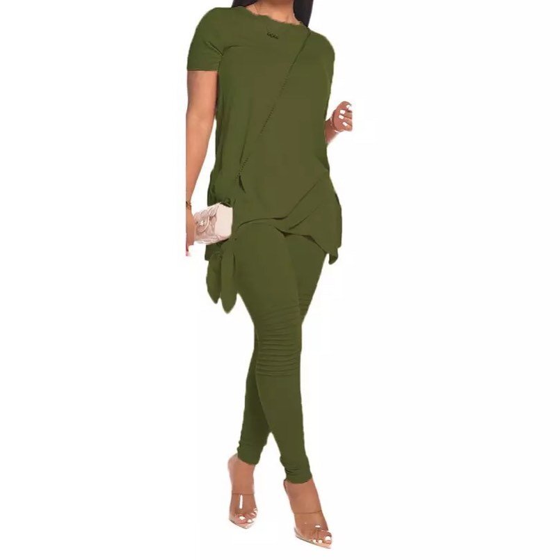 Green Bow Hem T-Shirt Pencil Pants Suit💚 #newarrivals #getthelook #fashion #casualstyle #boutique #boutiqueshopping #shopwithus #homewood #homewoodalabama #SivaBoutique #SivaBoutiqueAndNailBar 205-438-6111