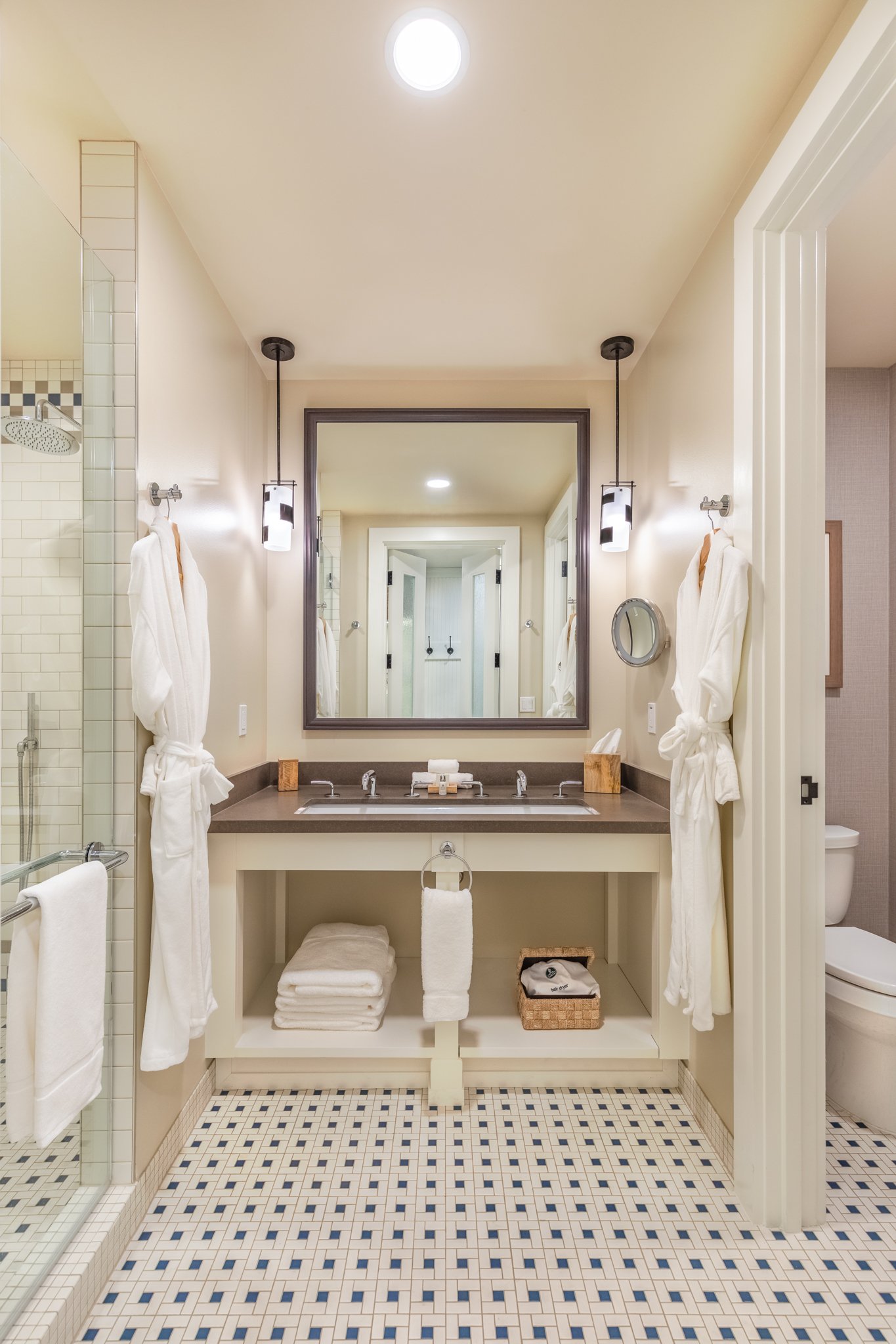 Interior photograph of bathroom at the Inn at SentryWorld in Steven's Point, WI. Interior designed by Elizabeth Hamill Interiors of Scottsdale, AZ.