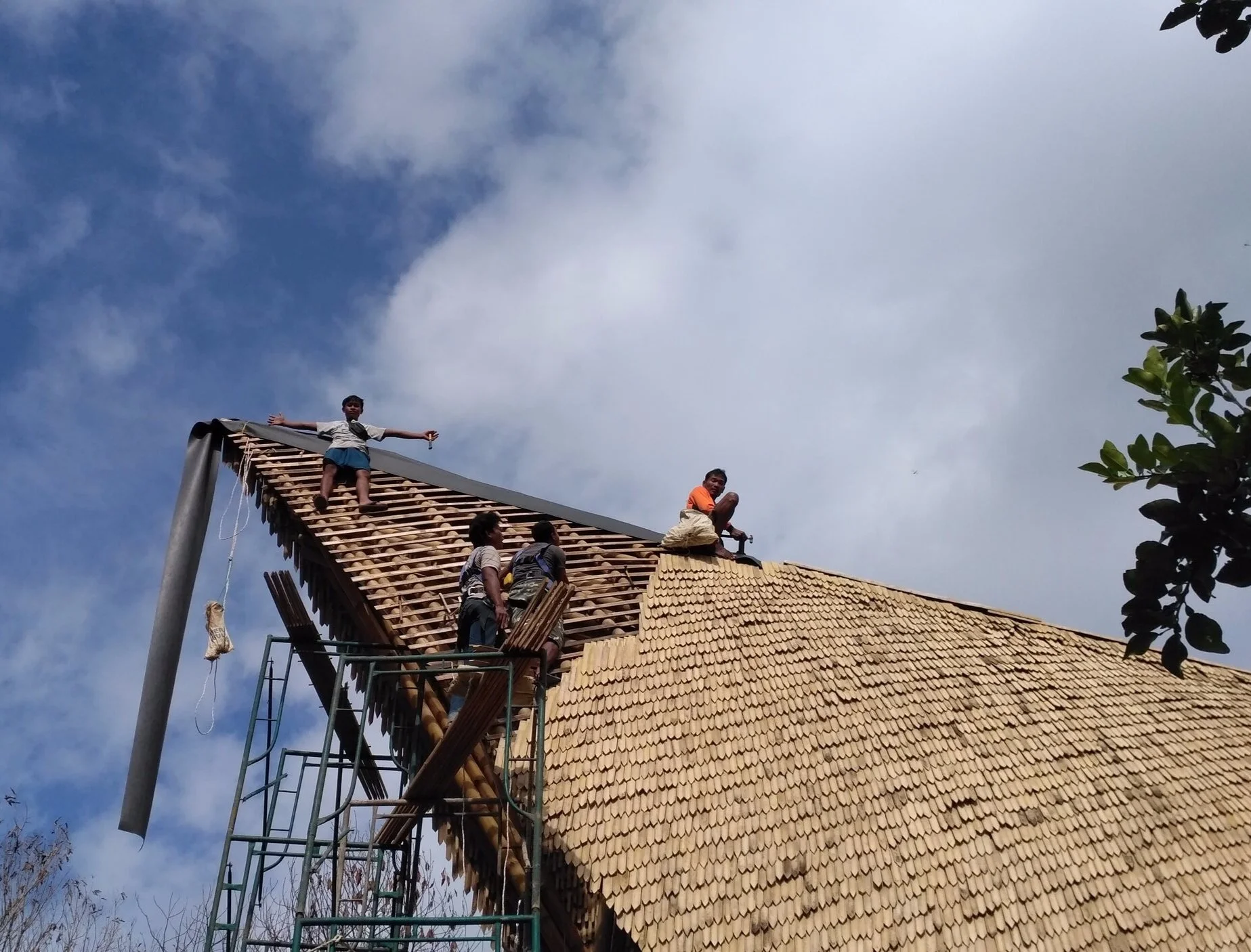 3layer bamboo roof shingles — Better Bamboo Buildings
