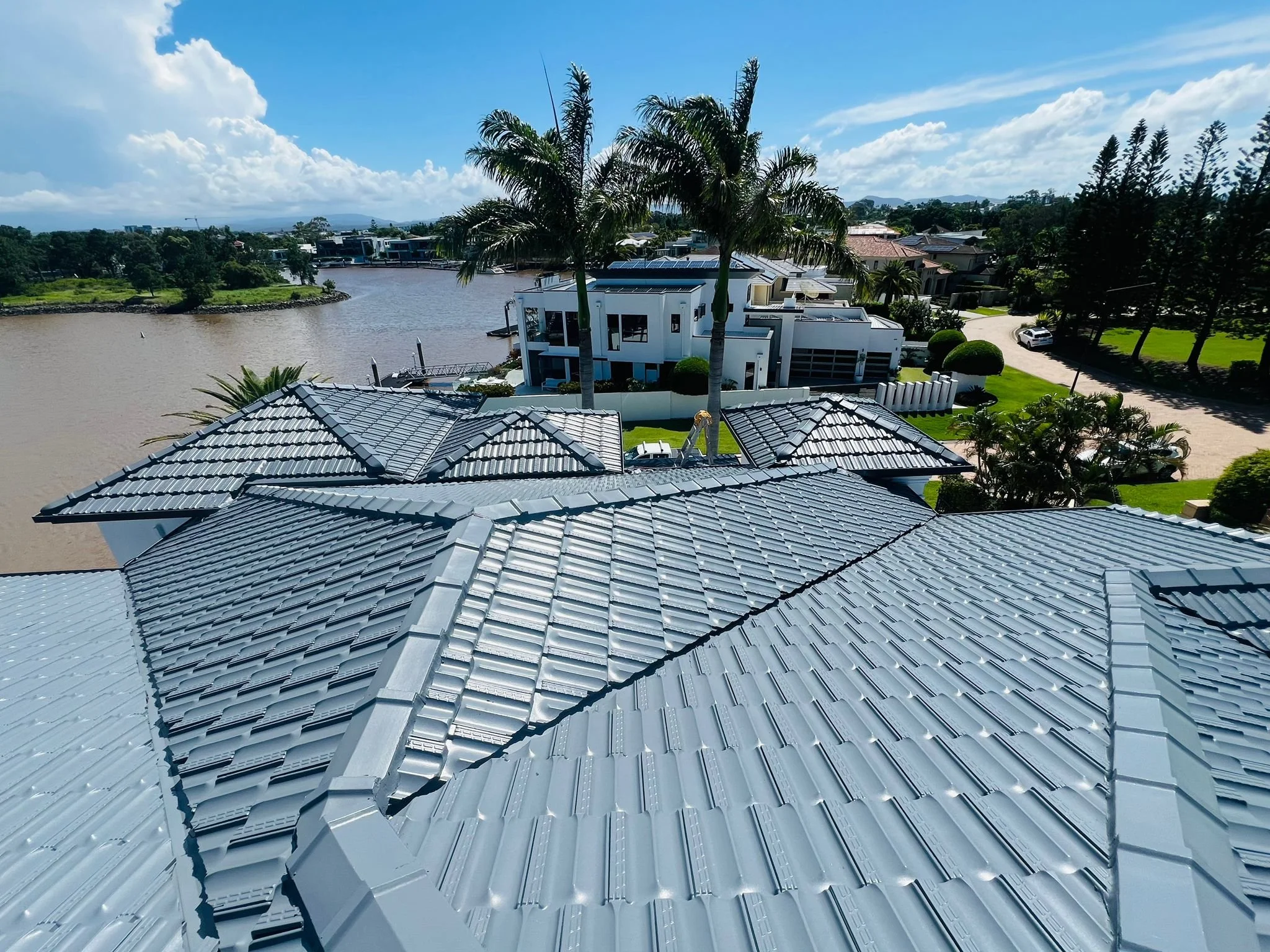 Roof.jpg