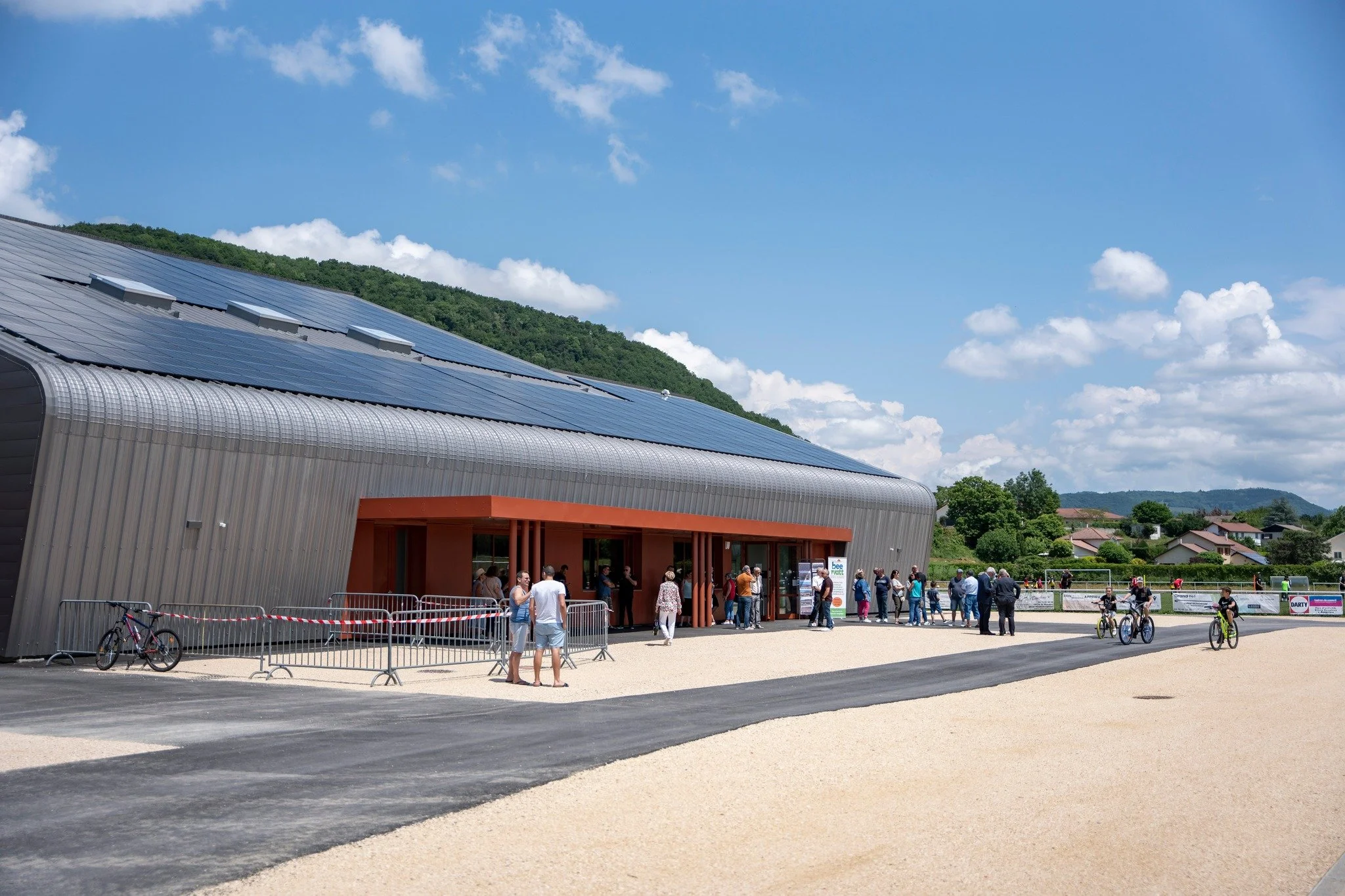 Réhabilitation et rénovation du boulodrome-gymnase (Apprieu)