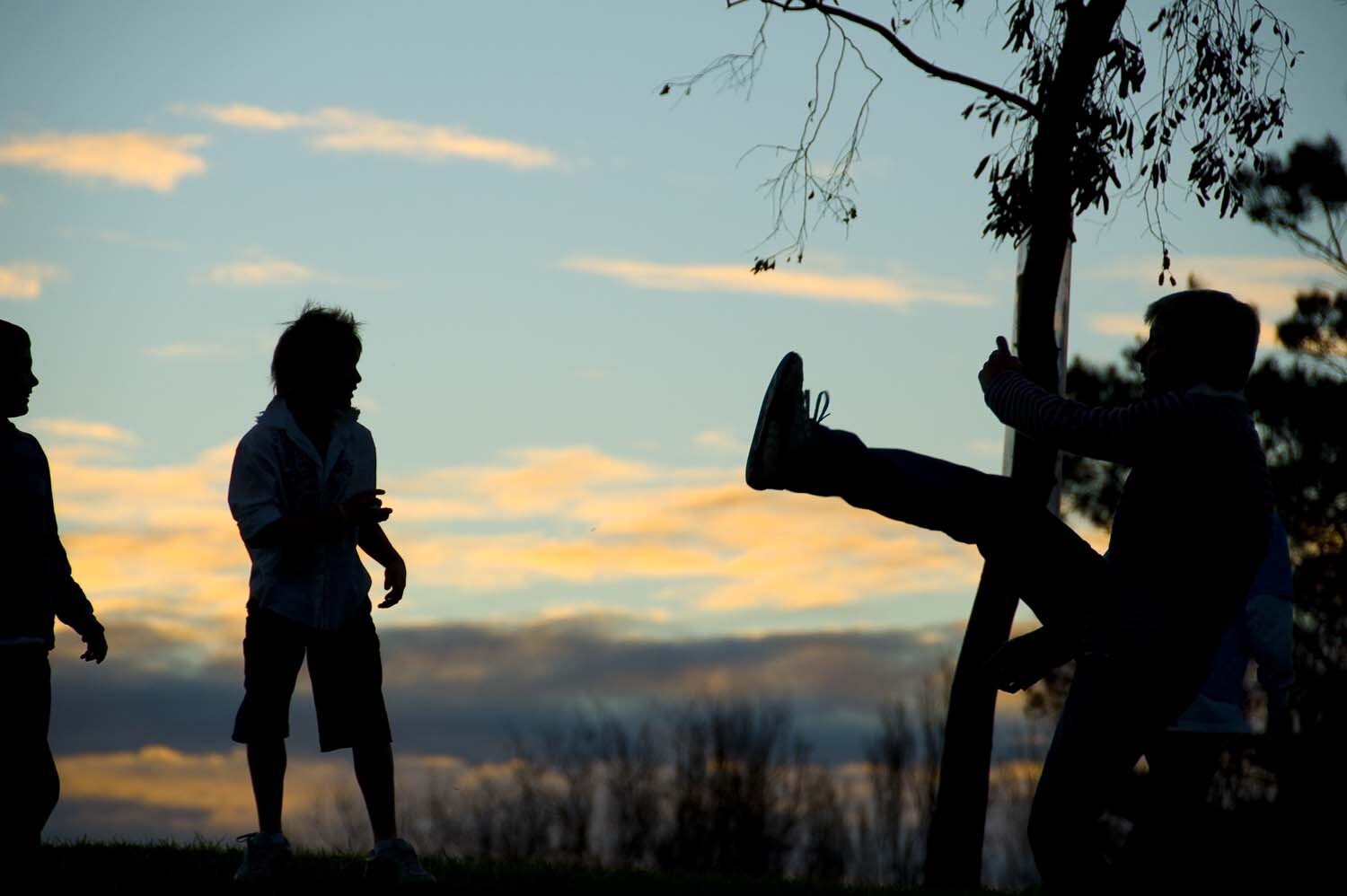 football kids sil033.jpg