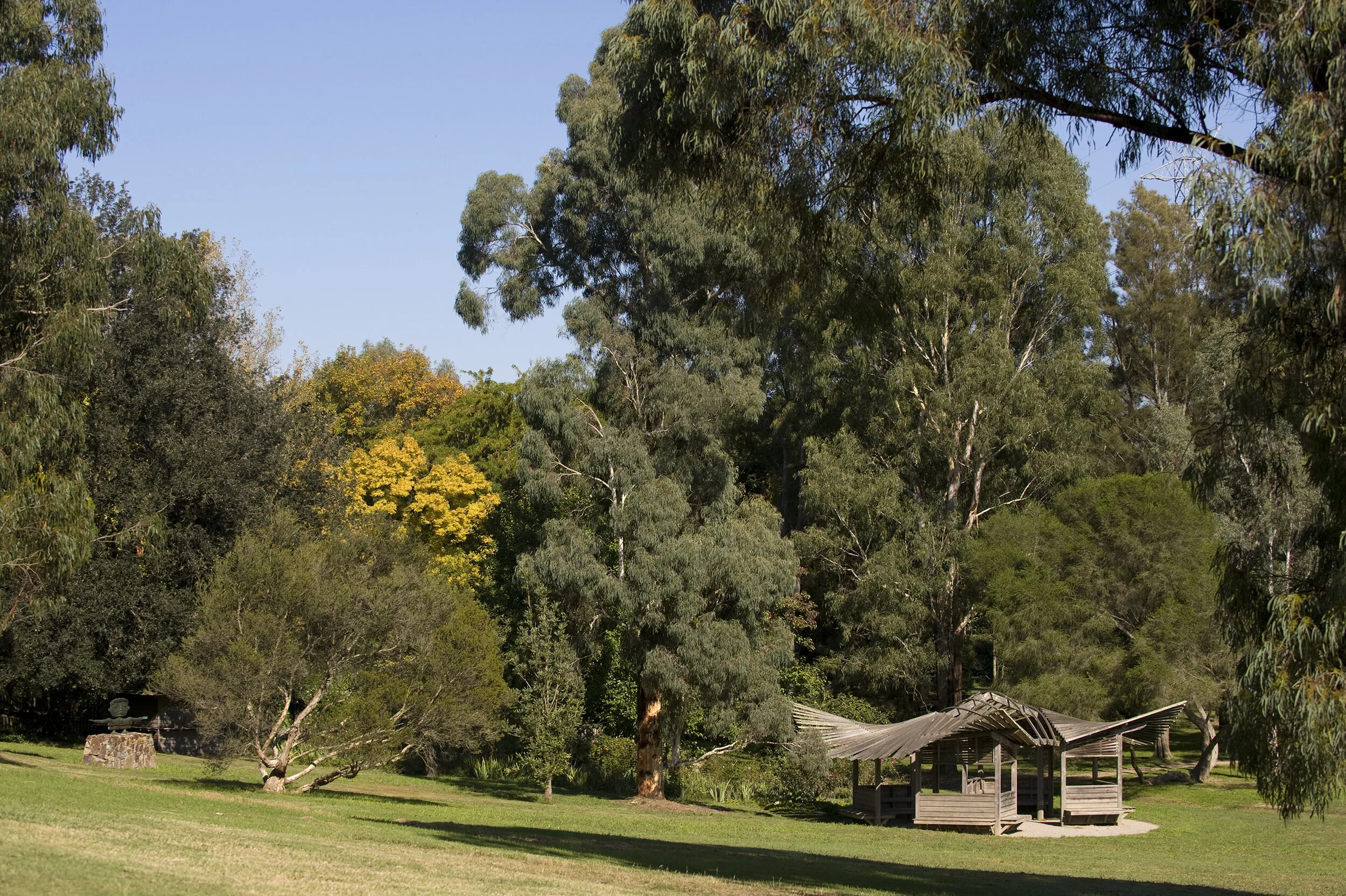 Rose Walk Pavilion, at Heide