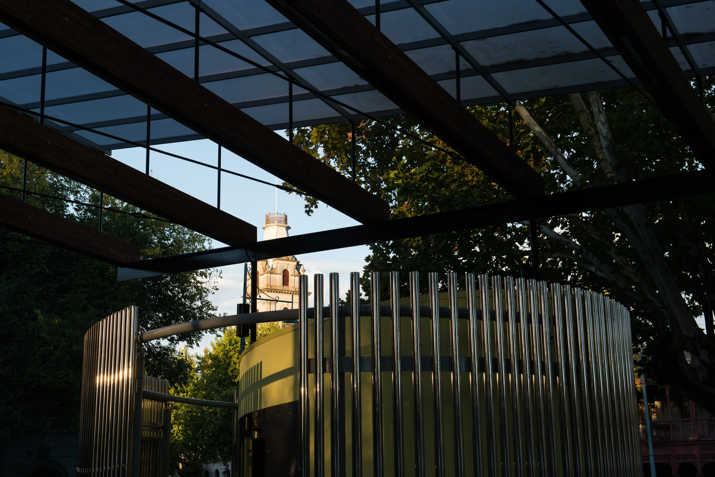 Bendigo bus shelter - Williams Boag Architects