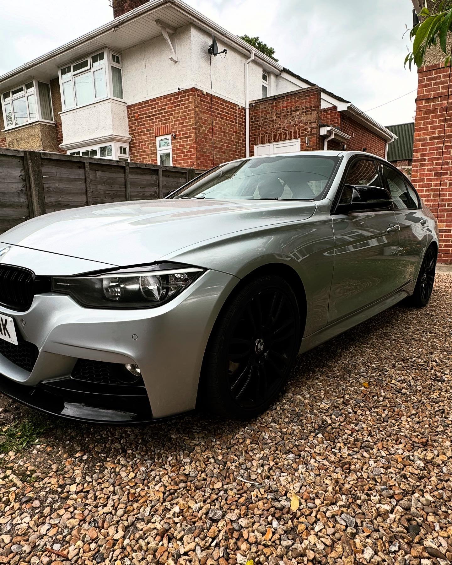 BMW 330d F34 LCI

Stage 1 Performance Remap
Sports Display Calibration
EGR Delete

Stock bhp: 258 bhp ➡️ Tuned: 310 bhp
Stock Torque: 560 nm ➡️ Tuned: 650 nm
__________________________________________
🖥️ Custom Software
📈 Performance
🌿 Economy
💥 
