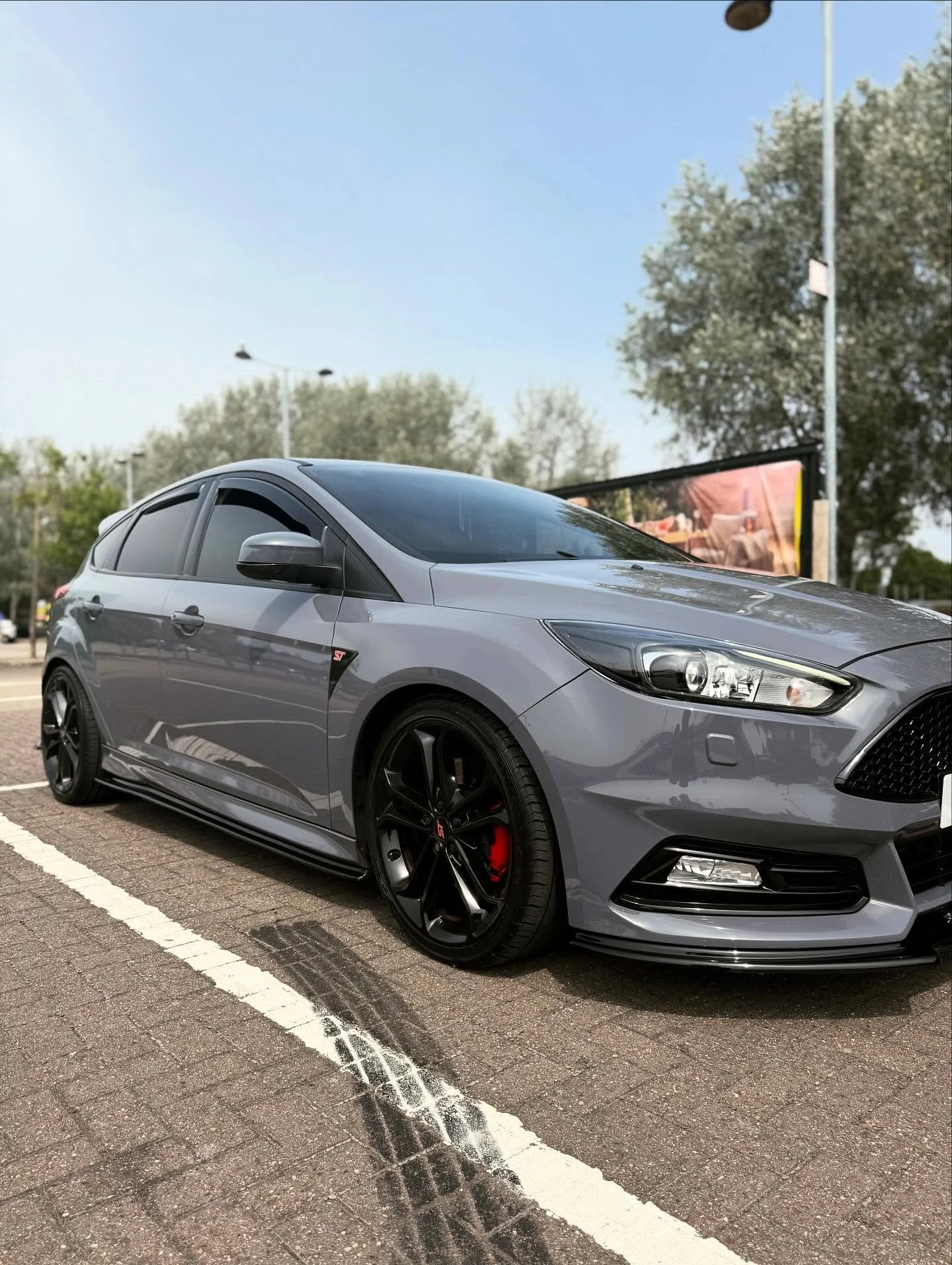 Ford Focus 2.0 Turbo ST
Burbles💥
__________________________________________
🖥️ Custom Software
📈 Performance
🌿 Economy
💥 Pops & Bangs / Hardcut
⚙ Gearbox Tuning
🚘 Mobile Service
📍 Based in Surrey
💳 0% Finance Available
__________________