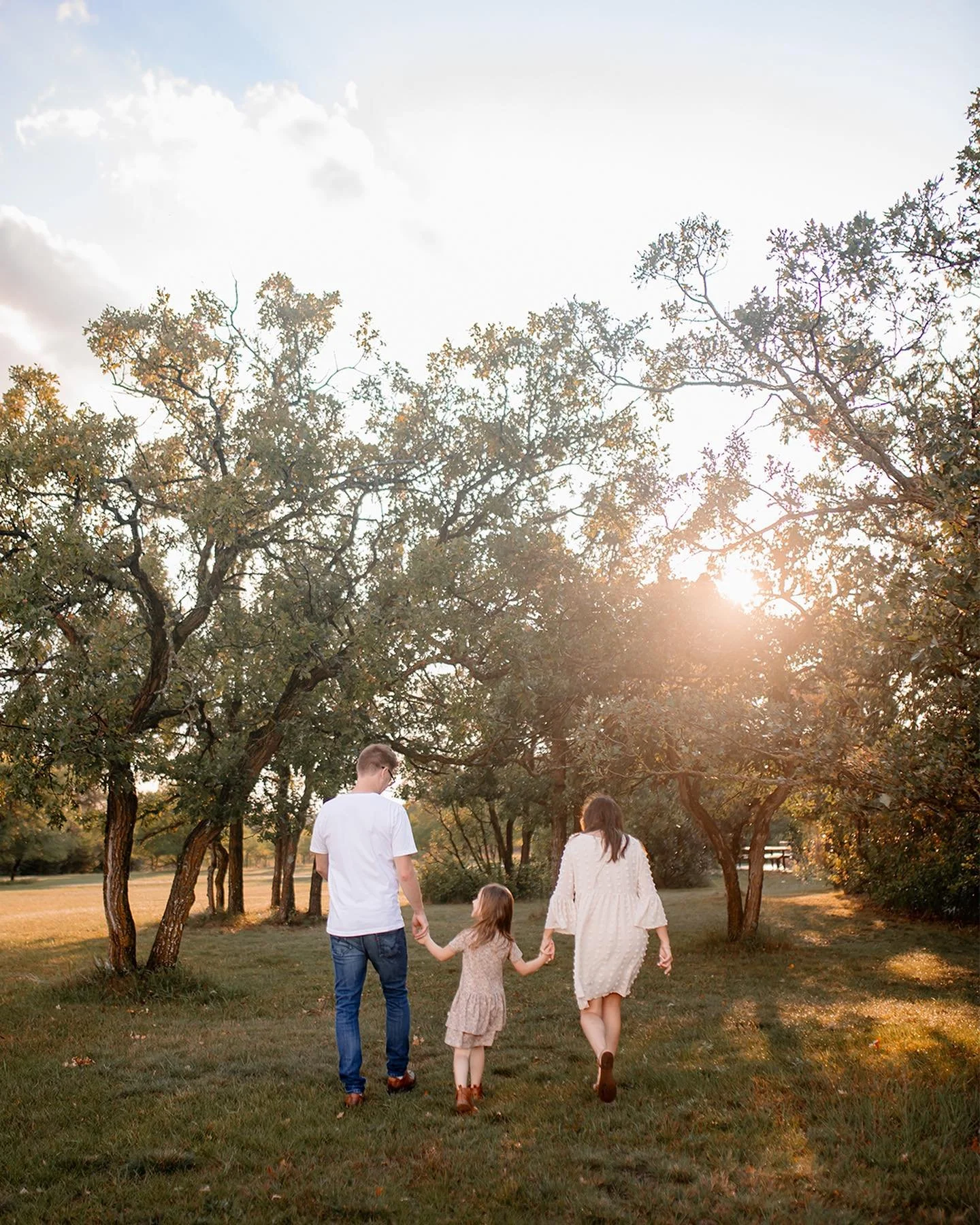 We started this session with a little bit of overcast, then got hit HARD by a storm. Luckily, these beauties were troopers, we waited it out and got the evening sun!