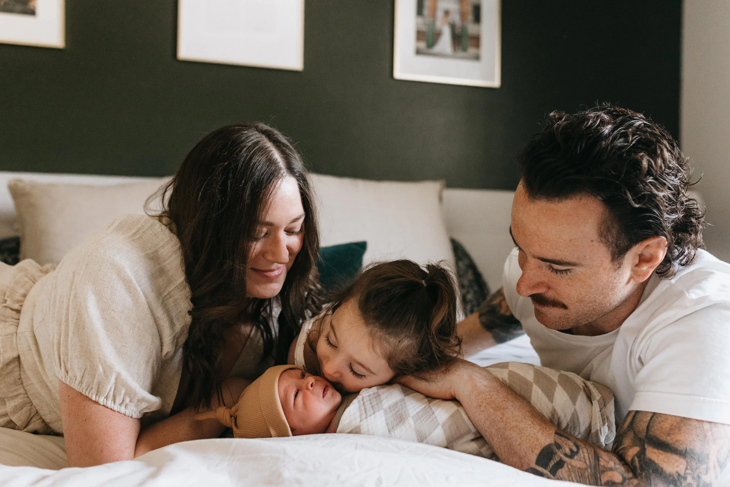 winnipeg-newborn-photographer.jpg