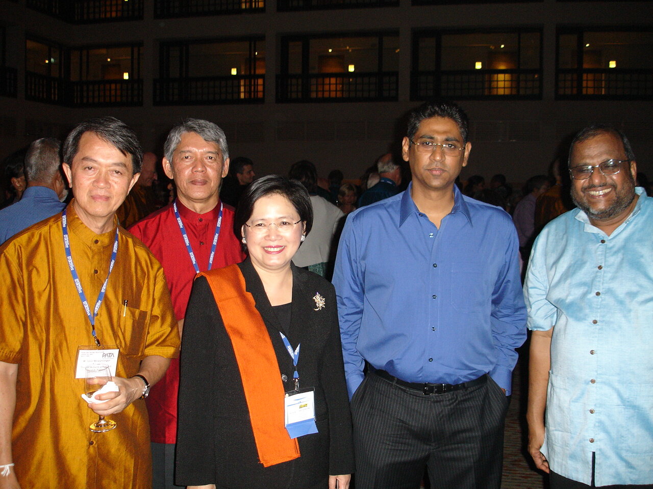Phornsiri Manoharn with the Tourism Authority of Thailand officials and the Ministry of Tourism, Sri Lanka officials