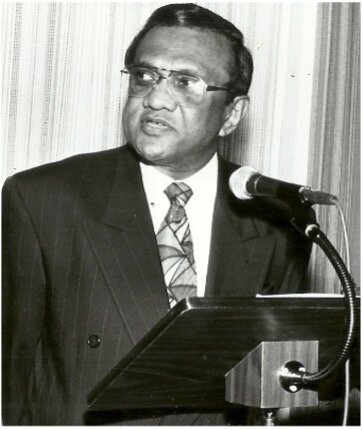  Lakshman Ratnapala addresses the New York Chapter’s Annual meeting at the UN Headquarters in New York.   Photo courtesy: Lakshman Ratnapala  