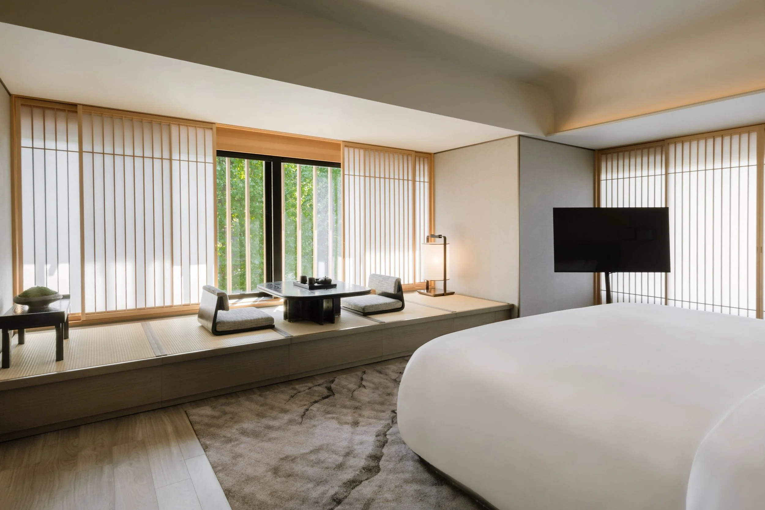 dusit-thani-kyoto-premier-suite-king-overview.jpg