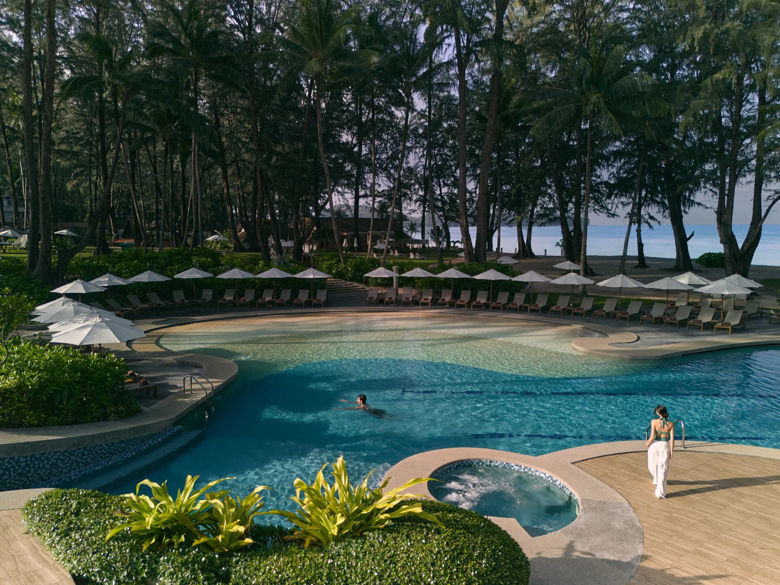dusit-thani-laguna-phuket-facility-pool-lifestyle.jpg