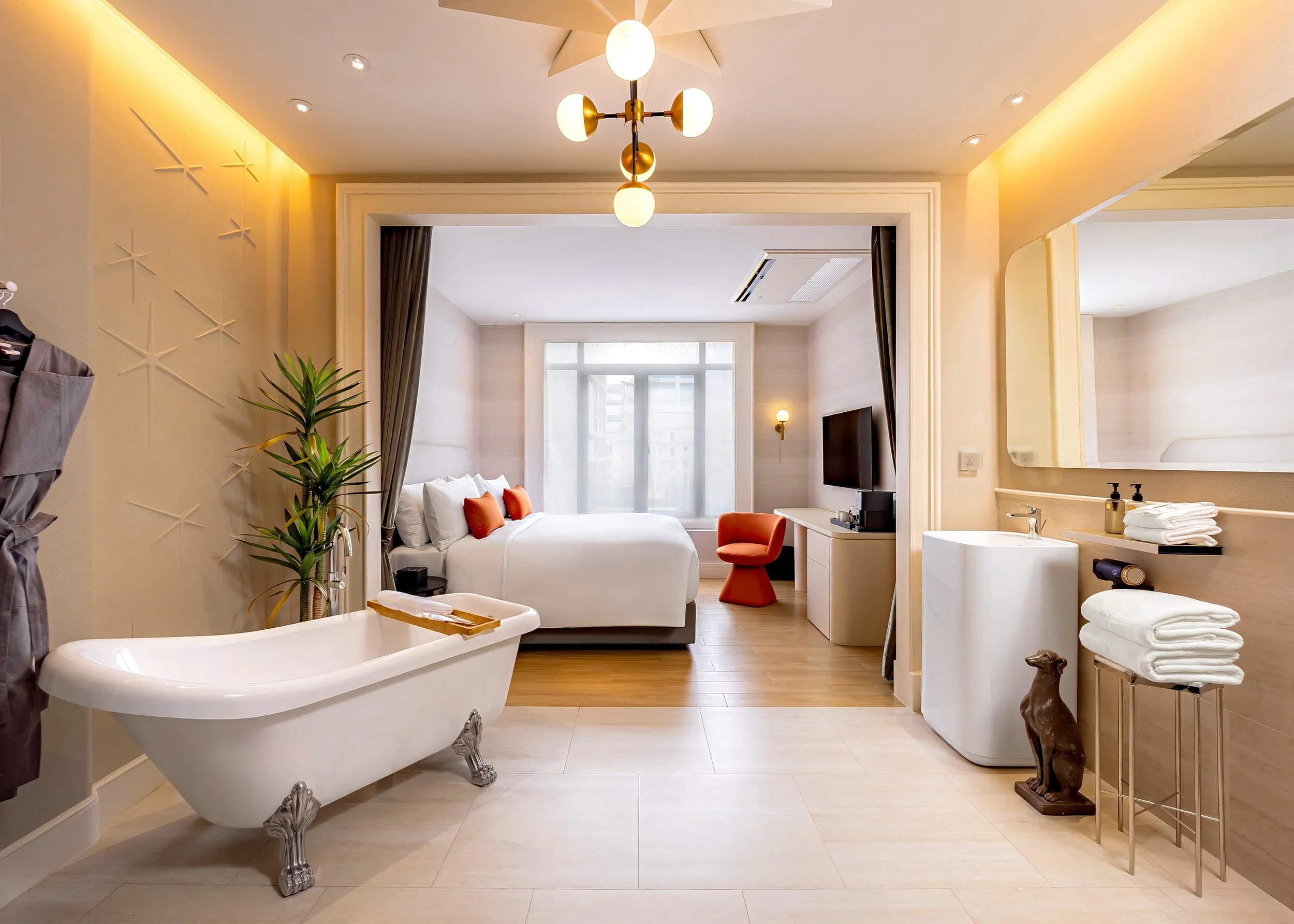 Aiden Surawong Bangkok - Urban Room with Bathub.jpg