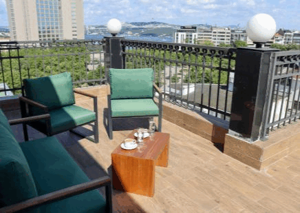 Riva Hotel.gif