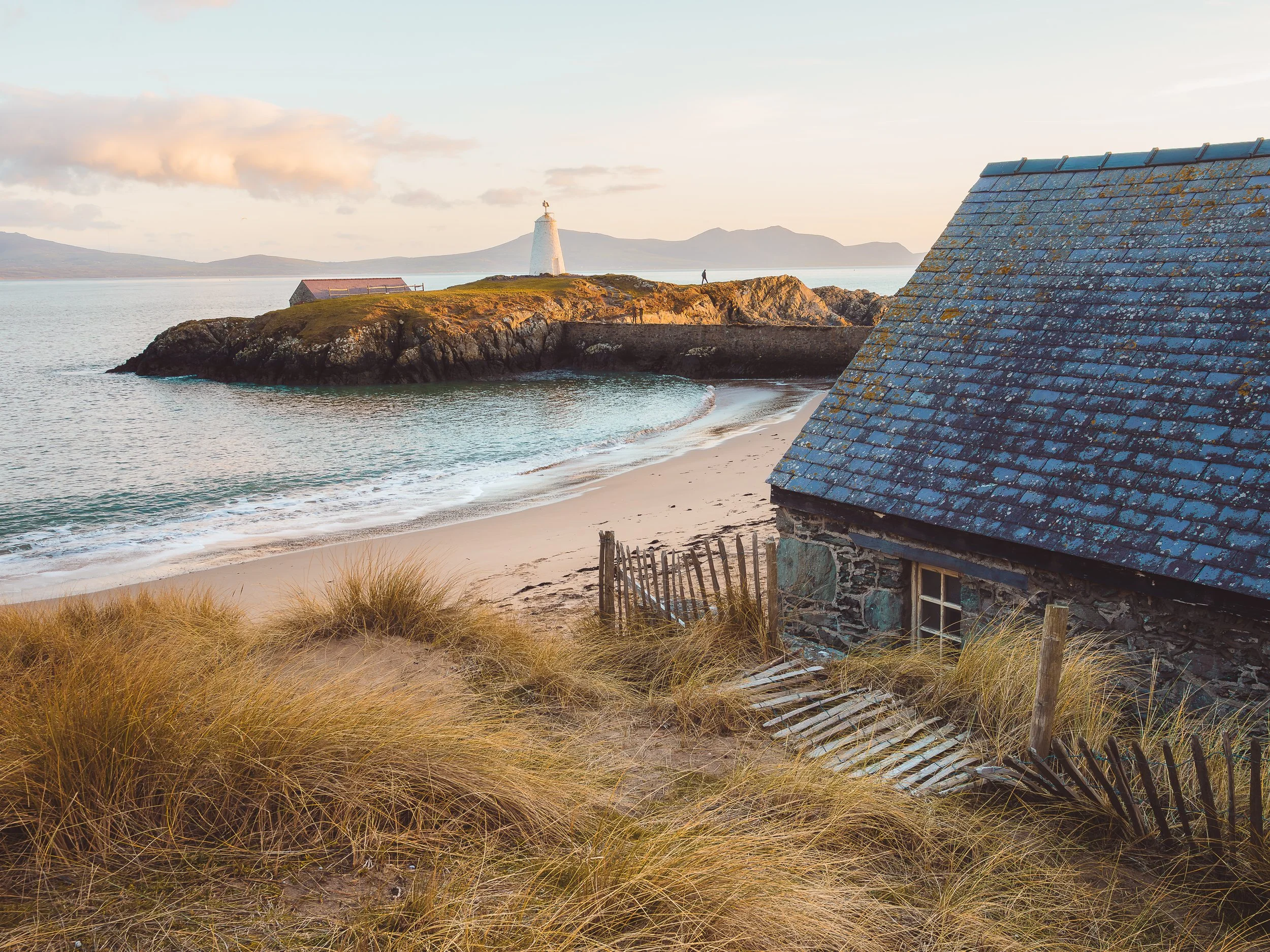 Llanddwyn Island.jpg