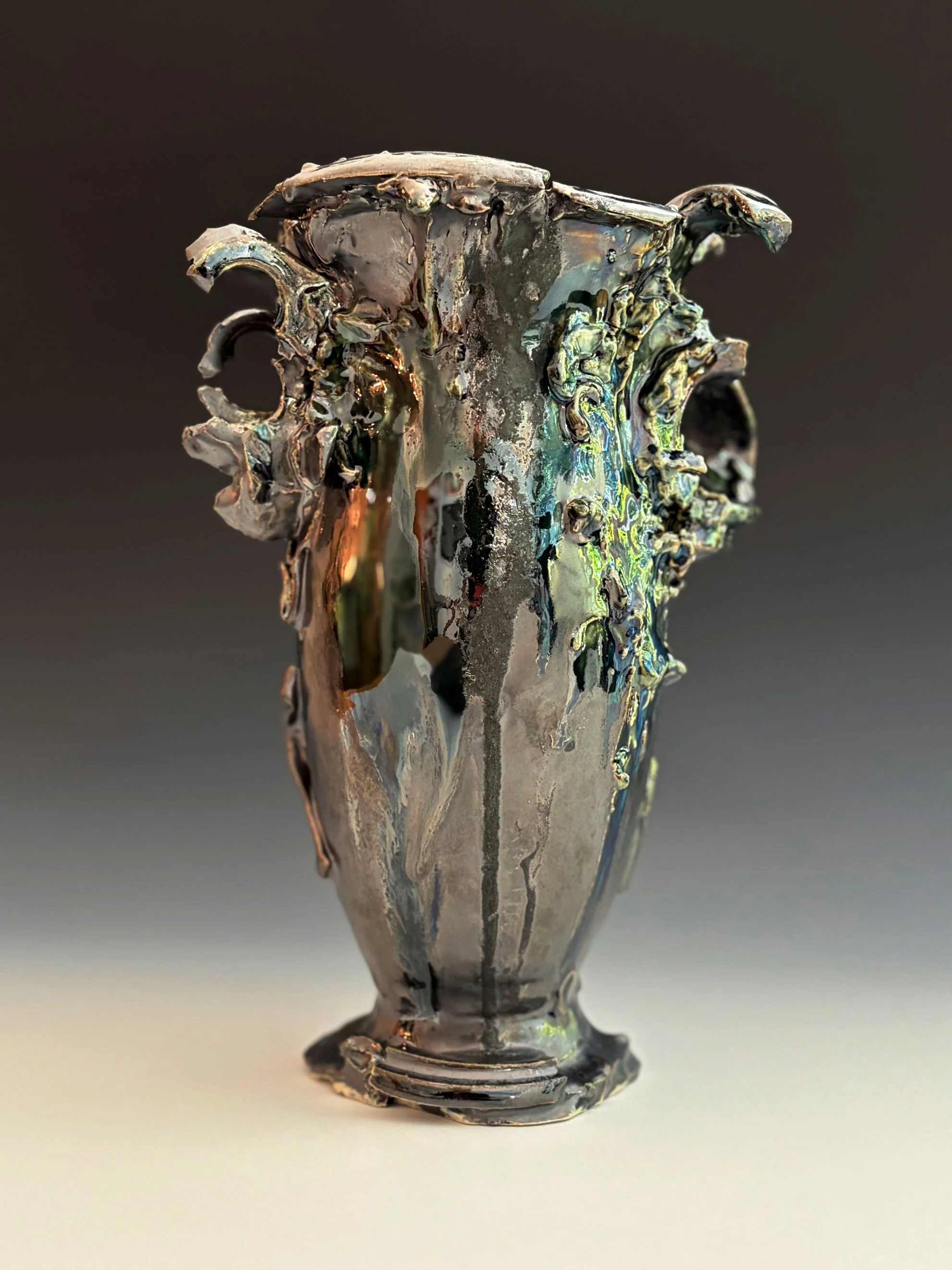 black-holiday-vase.jpg