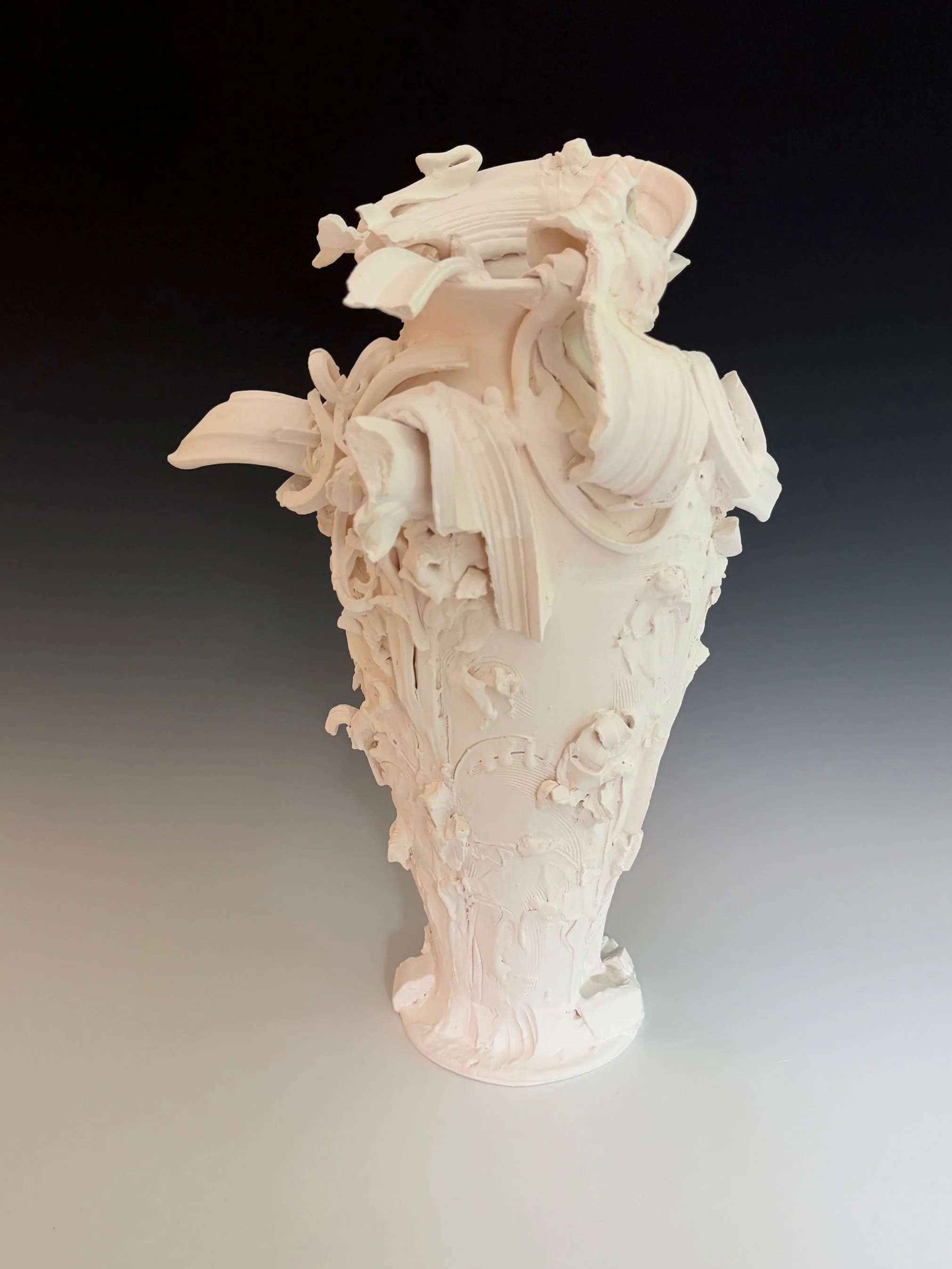 white-banquete-vase-A.jpg