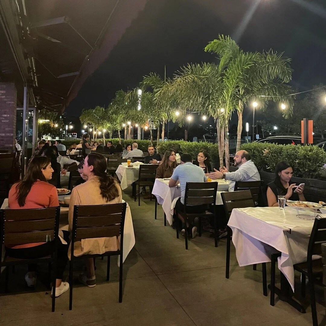 Celebrate your Labor Day with $8 martinis!!🍸💪

#MondayMood #MartiniLovers #WeehawkenViews #DinnerNJ #FoodieNj #martini #LaborDay #DrinkAndEnjoy #SummerNJ #TheHighwood #SetYourStandardsHigh